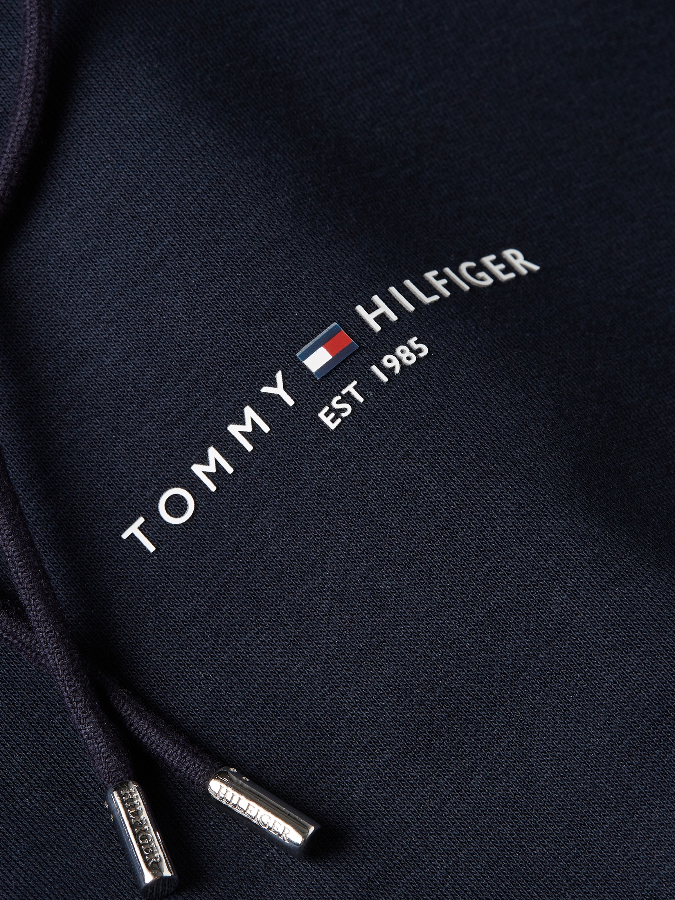 Tommy Hilfiger Hoodie »TOMMY LOGO TIPPED HOODY«, Tommy-Tape innen am Ausschnitt, Flag-Stickerei am Ärmel