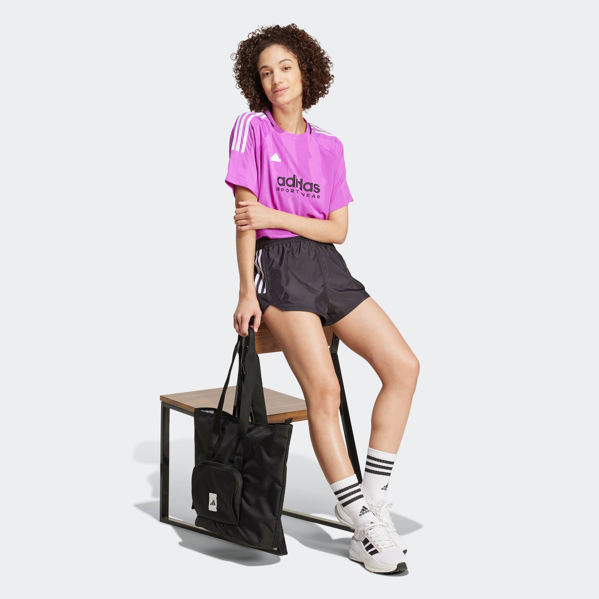 adidas Sportswear Shorts »W TIRO Q3 WV SH«, (1 tlg.)