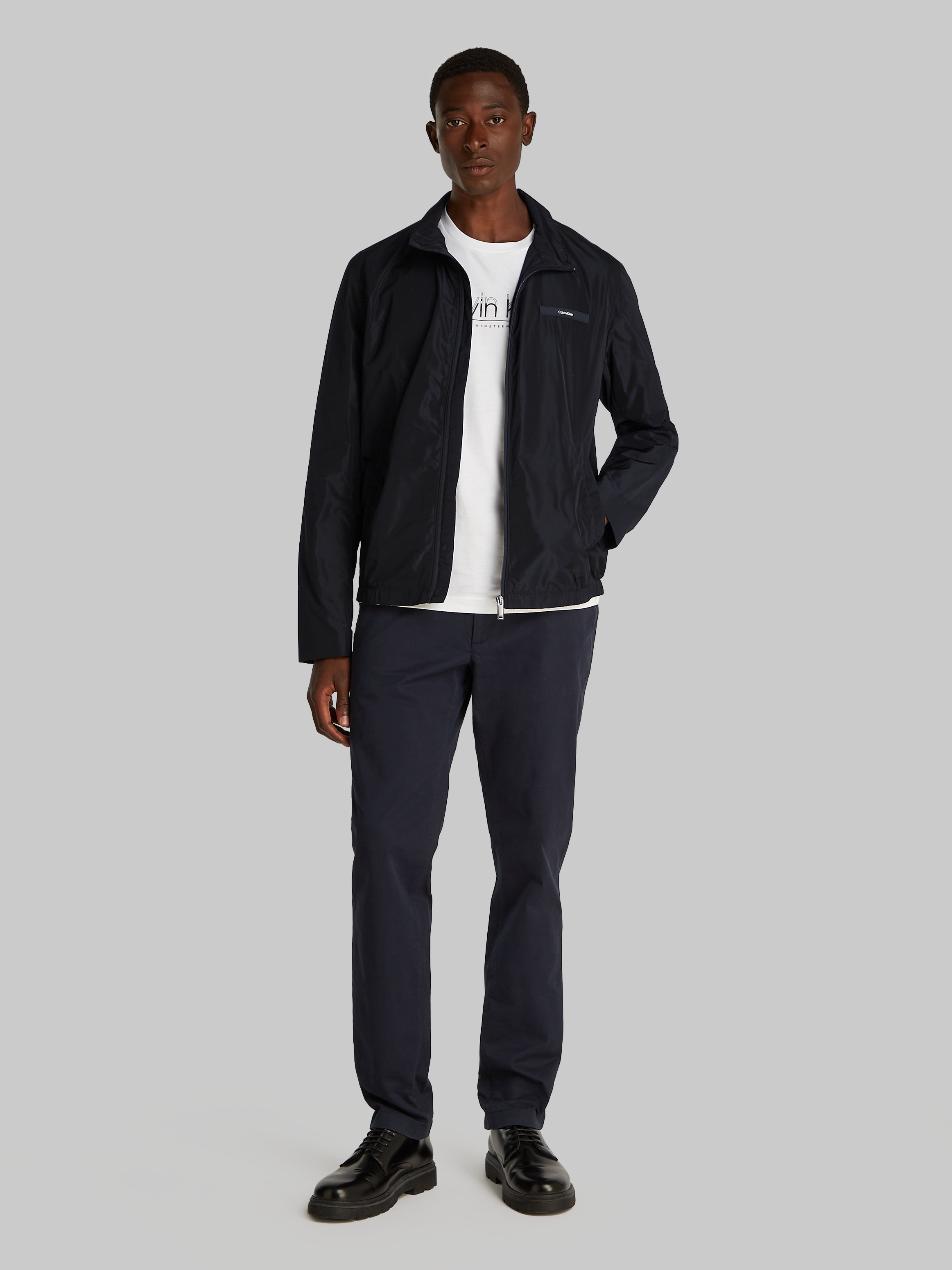 Calvin Klein Blouson »ESSENTIAL NYLON BLOUSON«, mit Logo-Patch