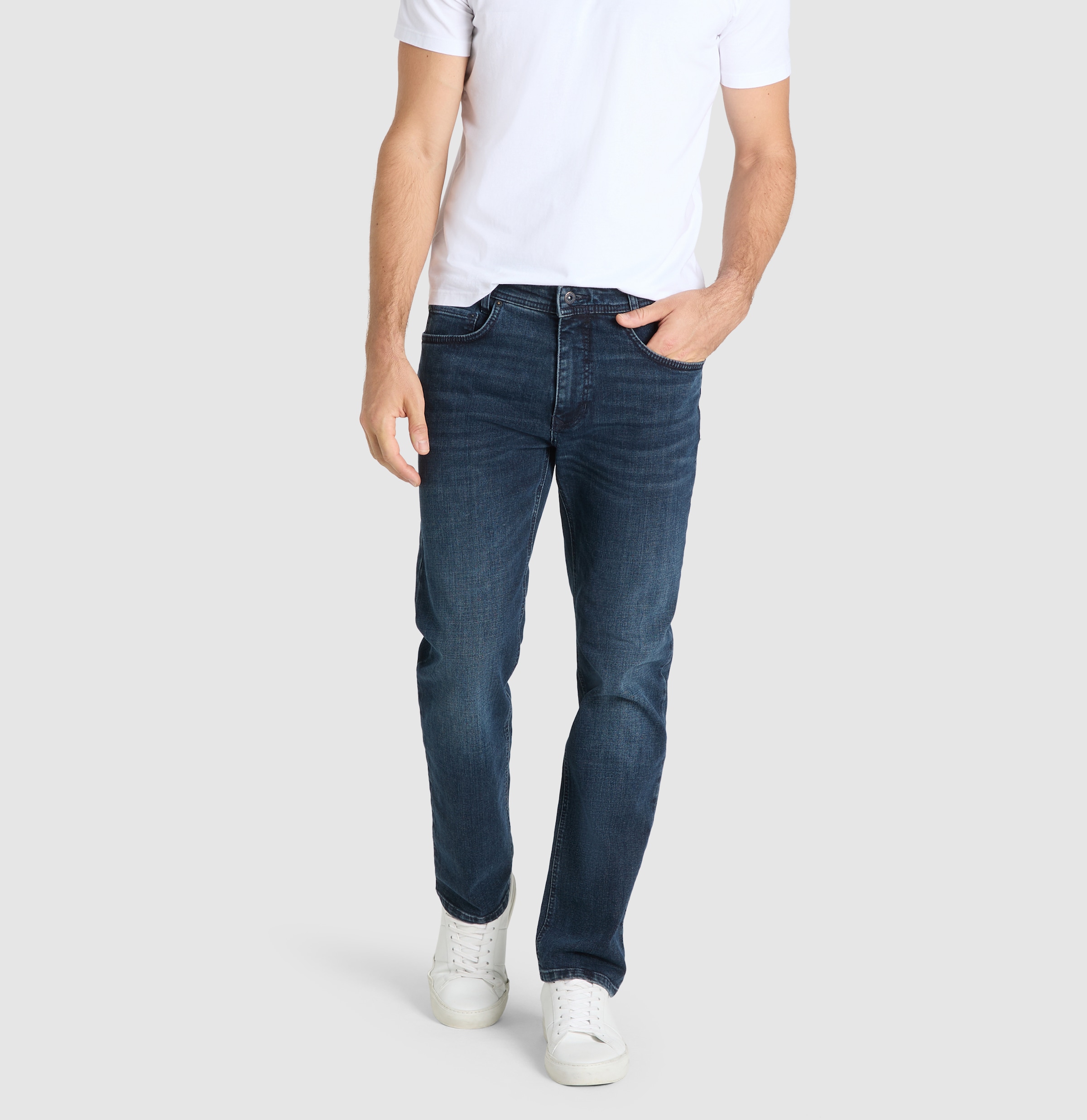 MAC Straight-Jeans "Arne" in gepflegter Optik, mit Stretch