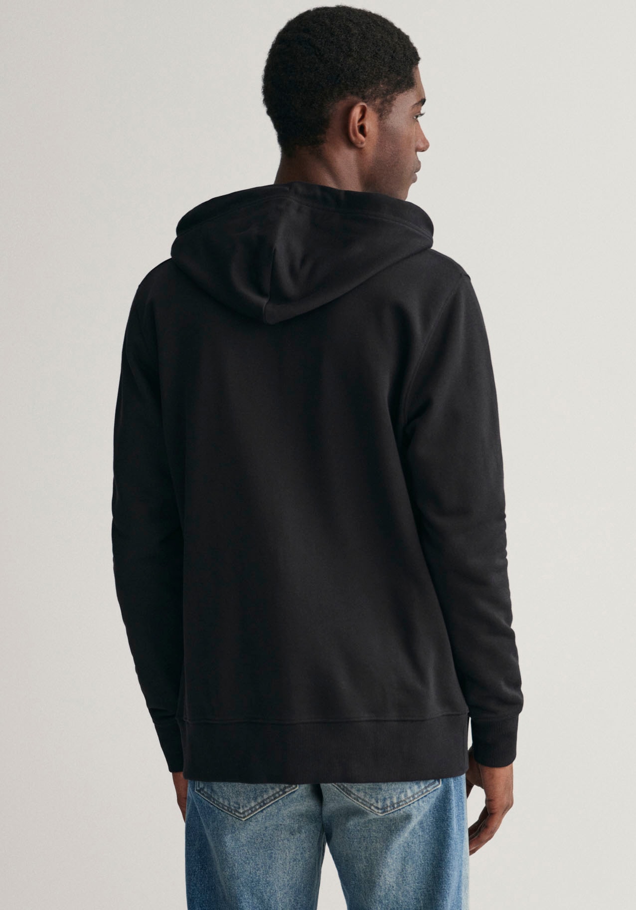 Gant Kapuzensweatjacke »REG SHIELD FULL ZIP HOODIE«, mit Logostickerei auf der Brust