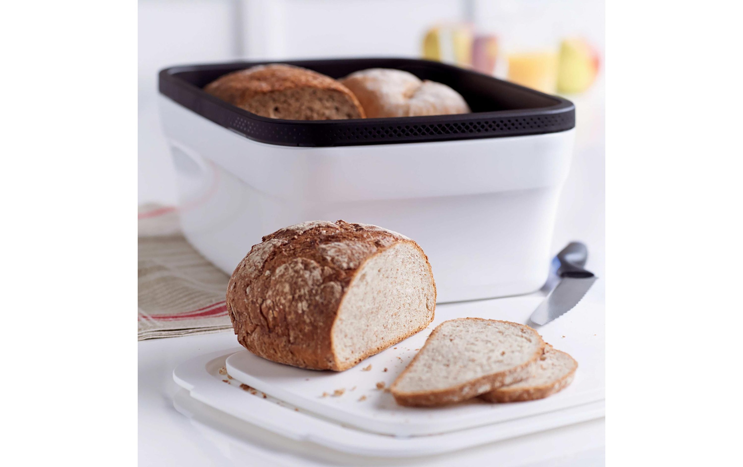 TUPPERWARE Brotkasten »Bread Smart Junior 32 x 16 x 15 cm Weiss«, (1 tlg.)