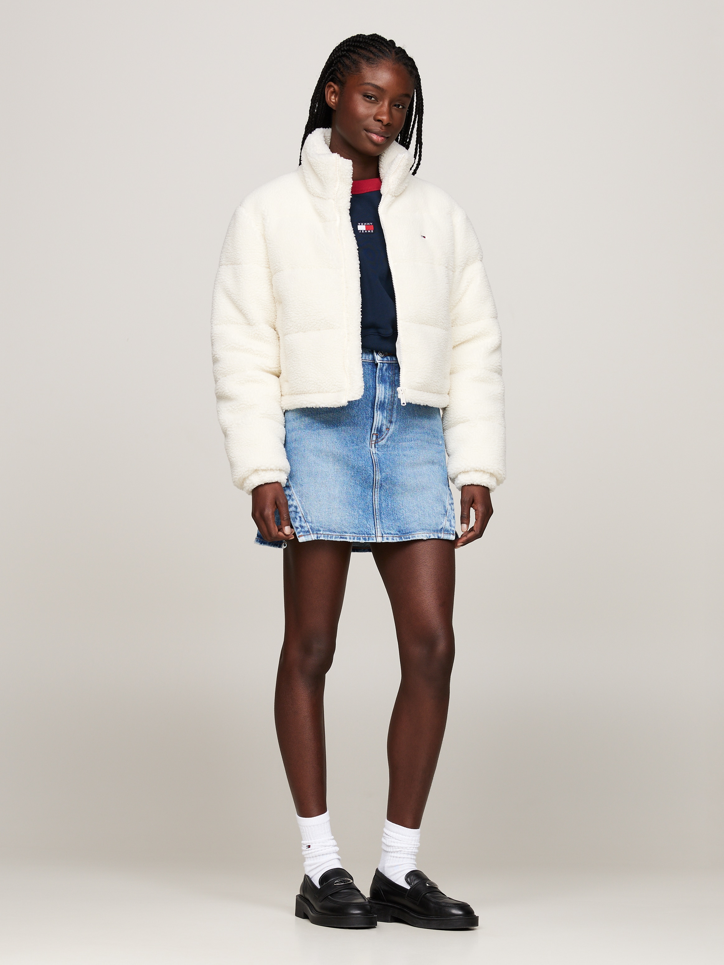 Tommy Jeans Kurzjacke »TJW CRP TEDDY ESSENTIAL PUFFER«, in Cropped Form