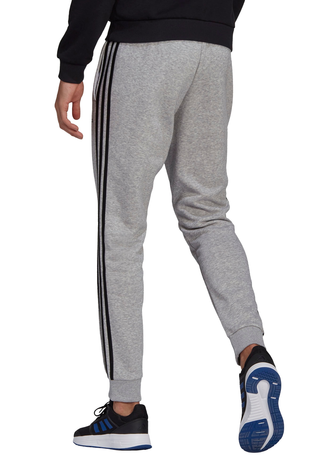 adidas Sportswear Sporthose »ESSENTIALS FLEECE TAPERED CUFF 3STREIFEN  HOSE«, (1 tlg.) online shoppen | Jelmoli-Versand