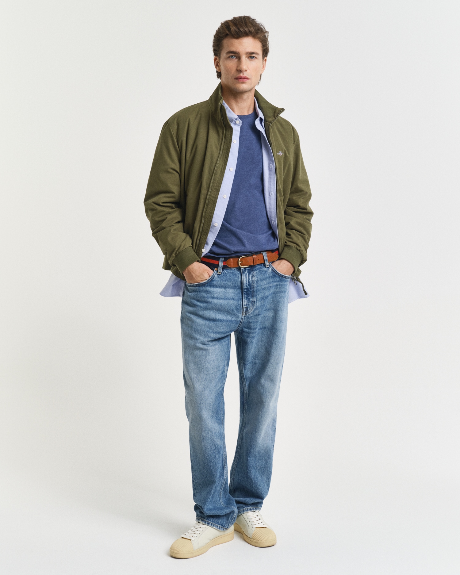 Gant T-Shirt »REG SHIELD SS T-SHIRT«, mit Logostickerei auf der Brust