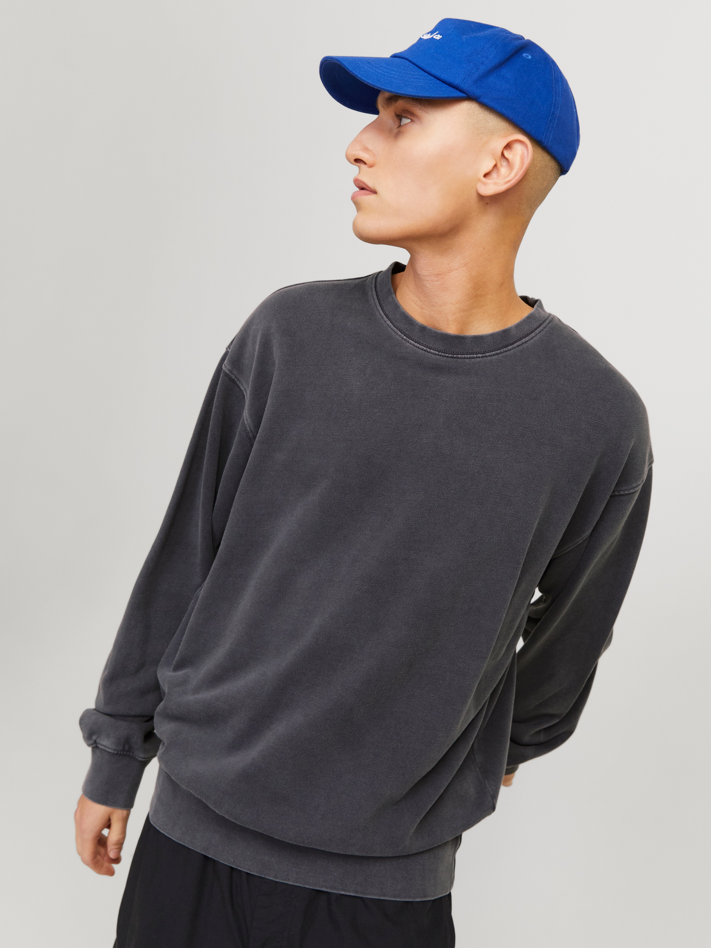 Jack & Jones Sweatshirt »JJECHARGE FADED SWEAT CREW NECK NOOS«, mit Rippbündchen