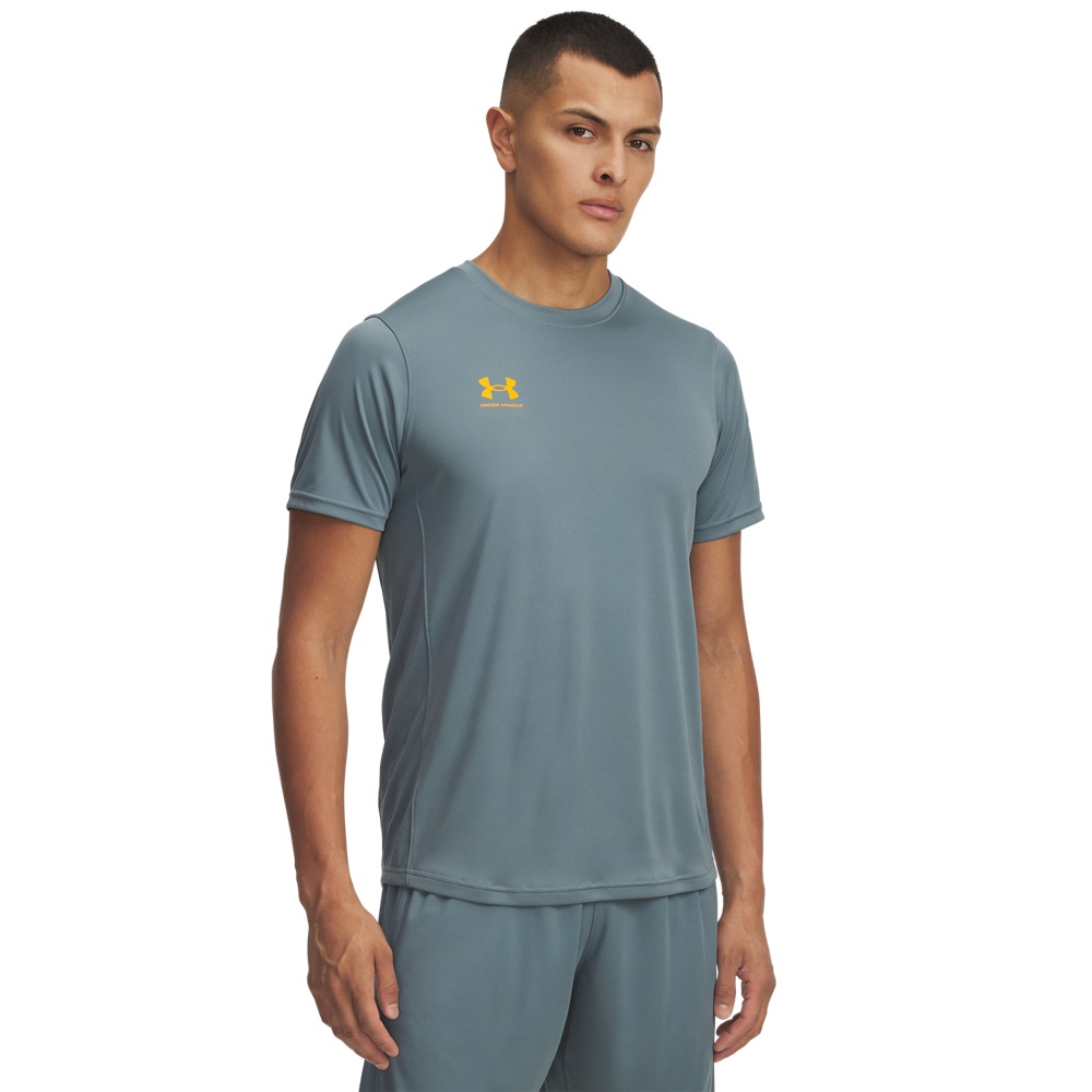 Under Armour® Trainingsshirt »UA M'S CH. TRAIN SS« 1 Stk. mit Rundhalsausschnitt, sportlicher Stil, schnell trocknend
