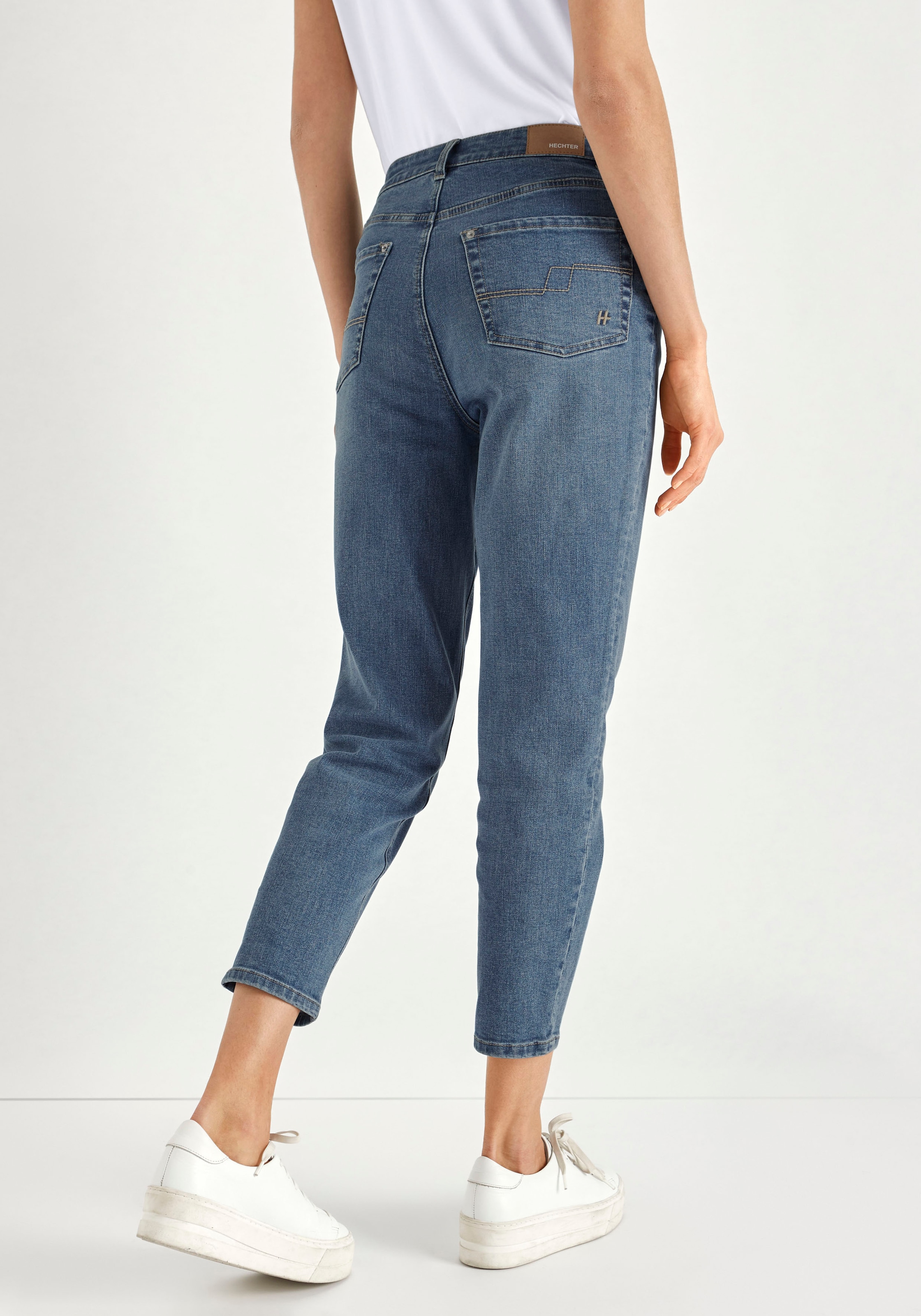 HECHTER PARIS Mom-Jeans, mit dezentem Used-Look