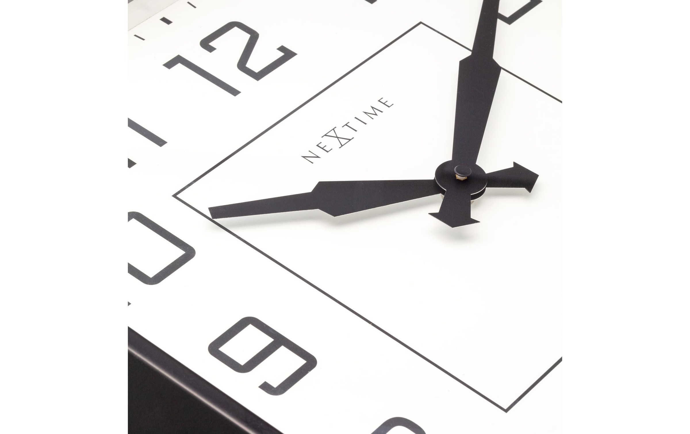 NEXTIME Wanduhr