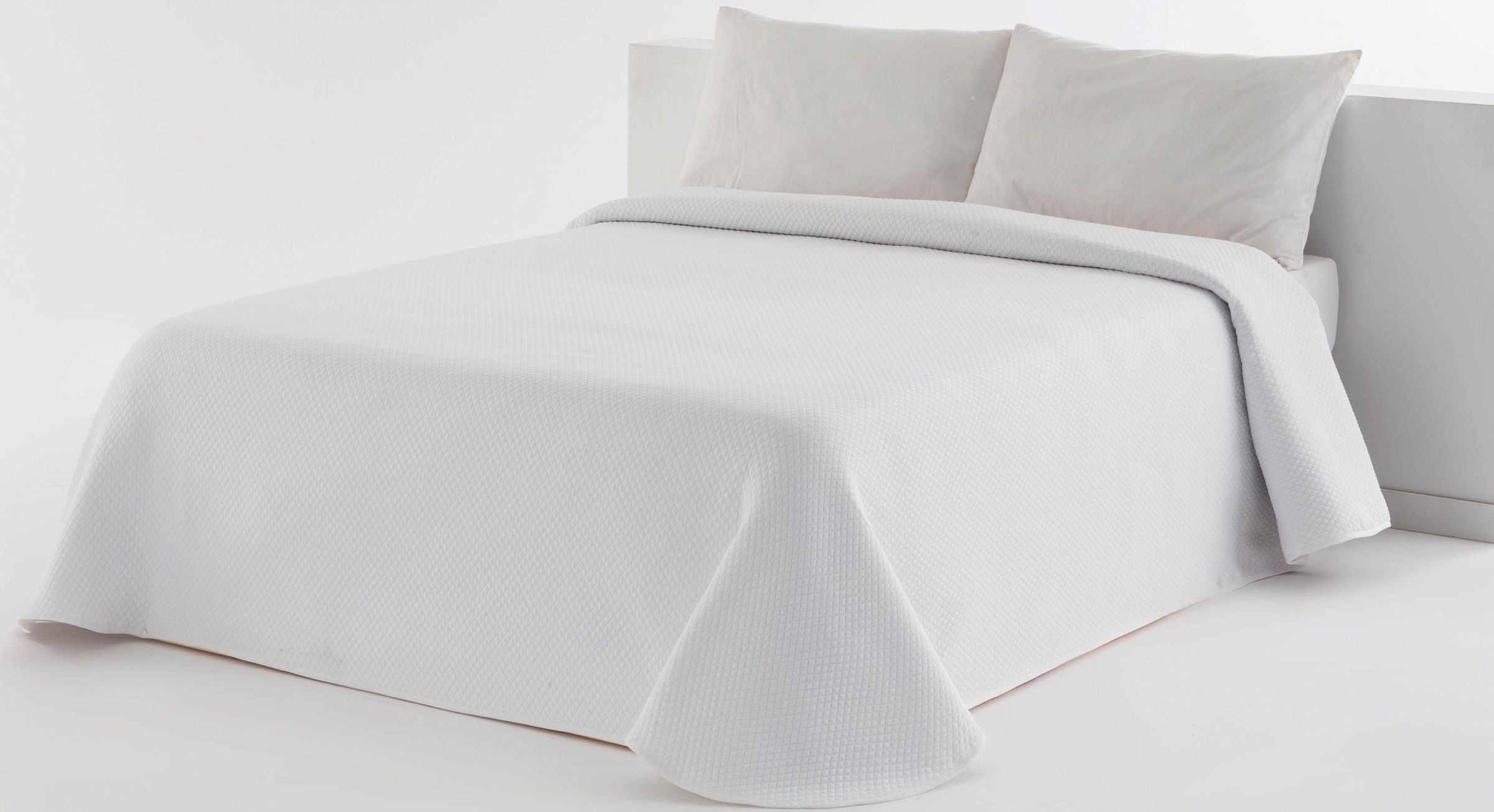 online home | Wohndecke, Karo Steppdecke, Baumwolle, gesteppte Bett, Tagesdecke, 100% aus Obermaterial 50% »Annika bestellen 50% my Baumwolle, Tagesdecke Jelmoli-Versand recycelte Polyester« Überwurf Steppung, für