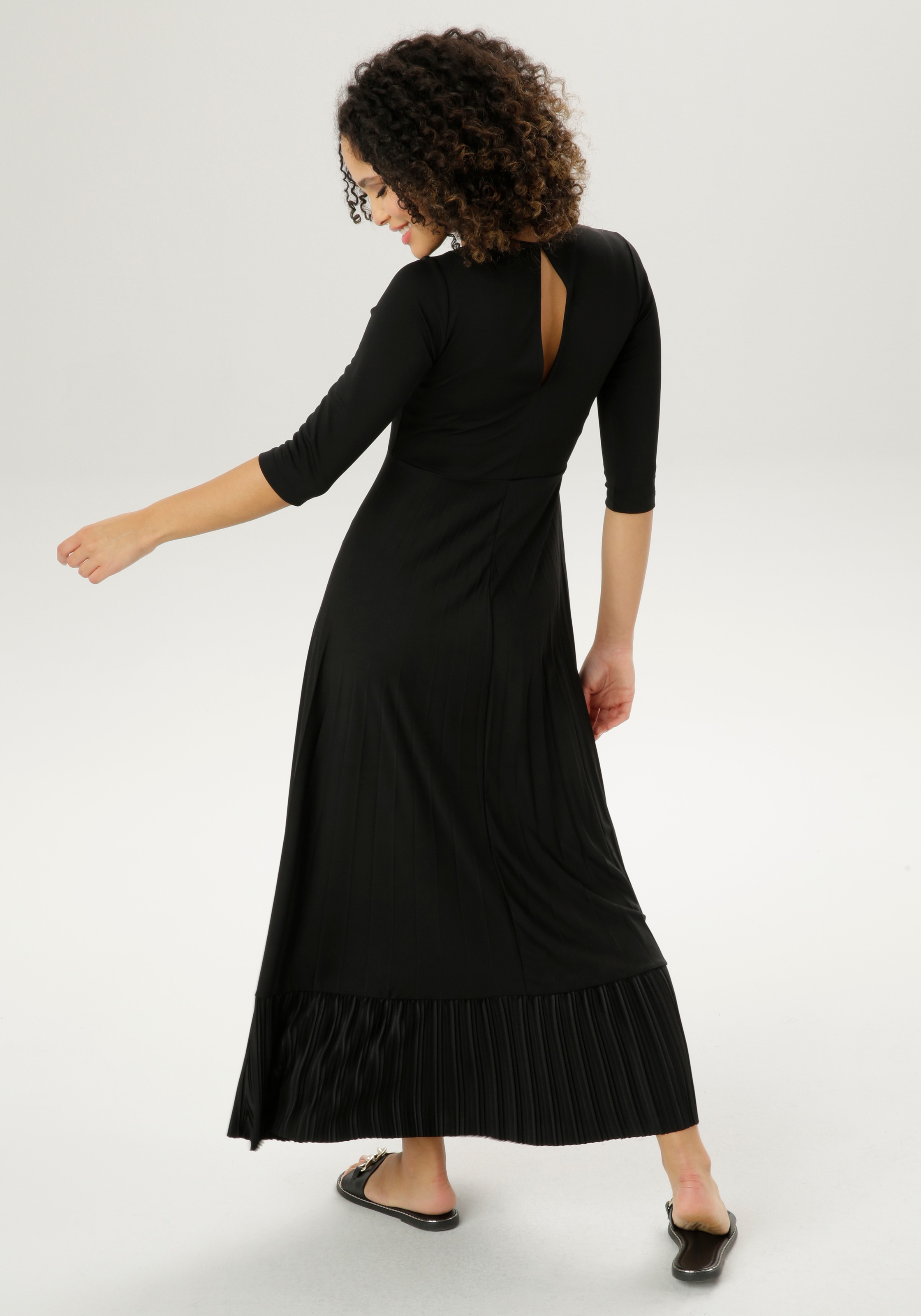 Aniston CASUAL Maxikleid Rockteil mit Volant aus Plissee