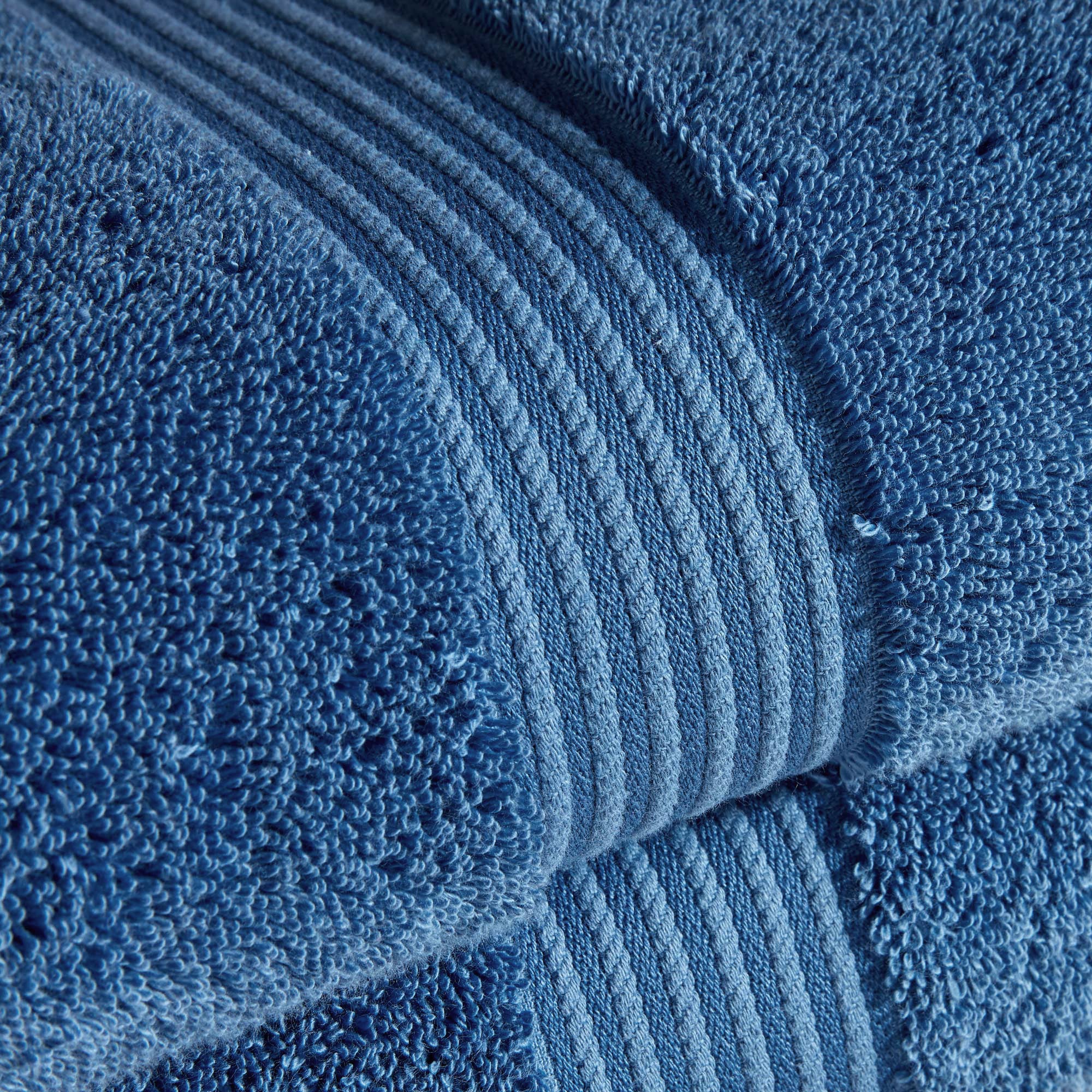 Christy Badetücher »SUPREME«, (2 St., 2er Set Saunatücher 90 x 165 cm), Premium-Badetücher in Luxusqualität, 650g/m², 90x165cm, 2er Set