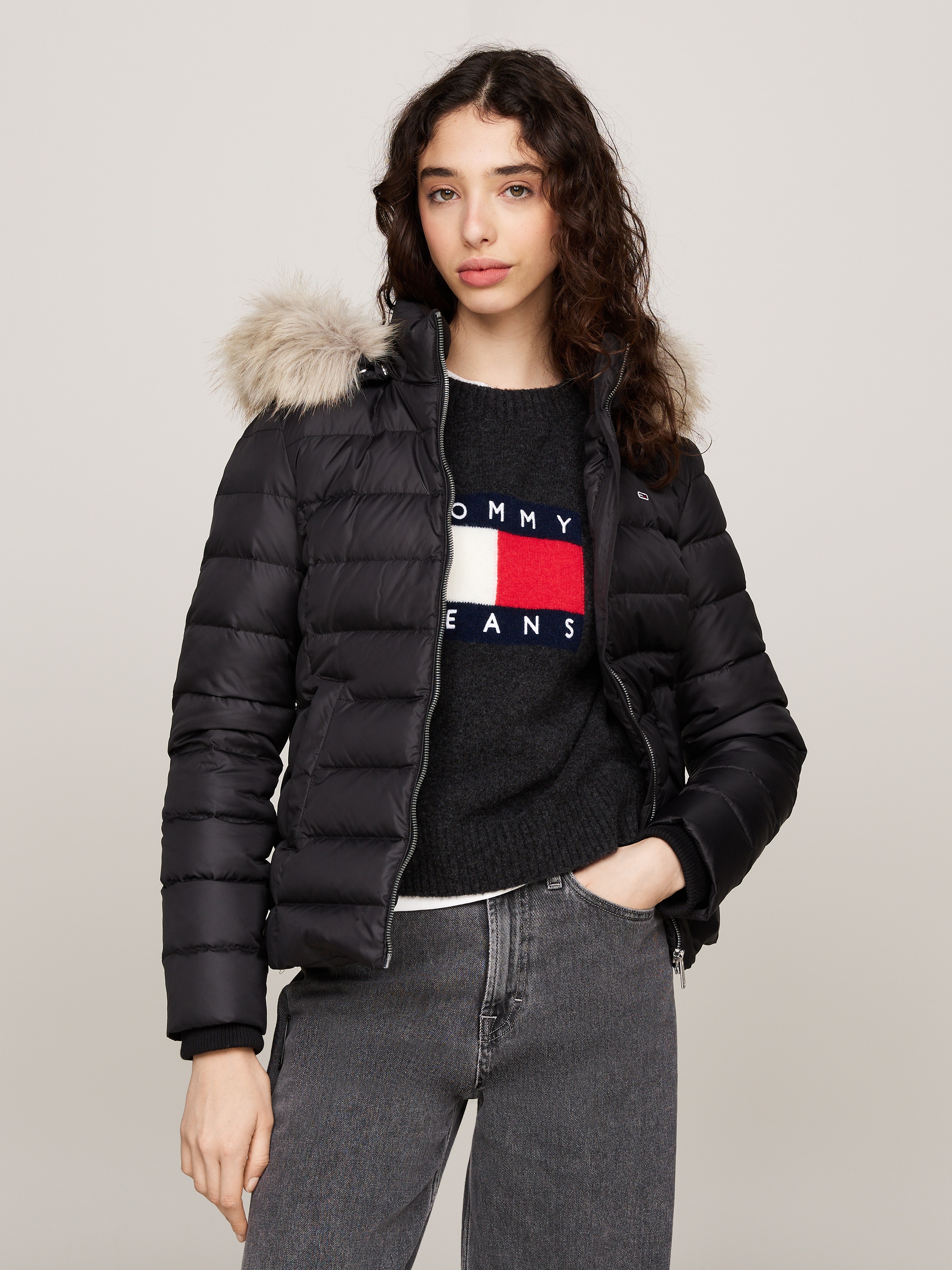 Tommy Jeans Curve Steppjacke »TJW BASIC HOODED DOWN JACKET EXT«, mit Kapuze, in Grossen Grössen, mit Kapuze