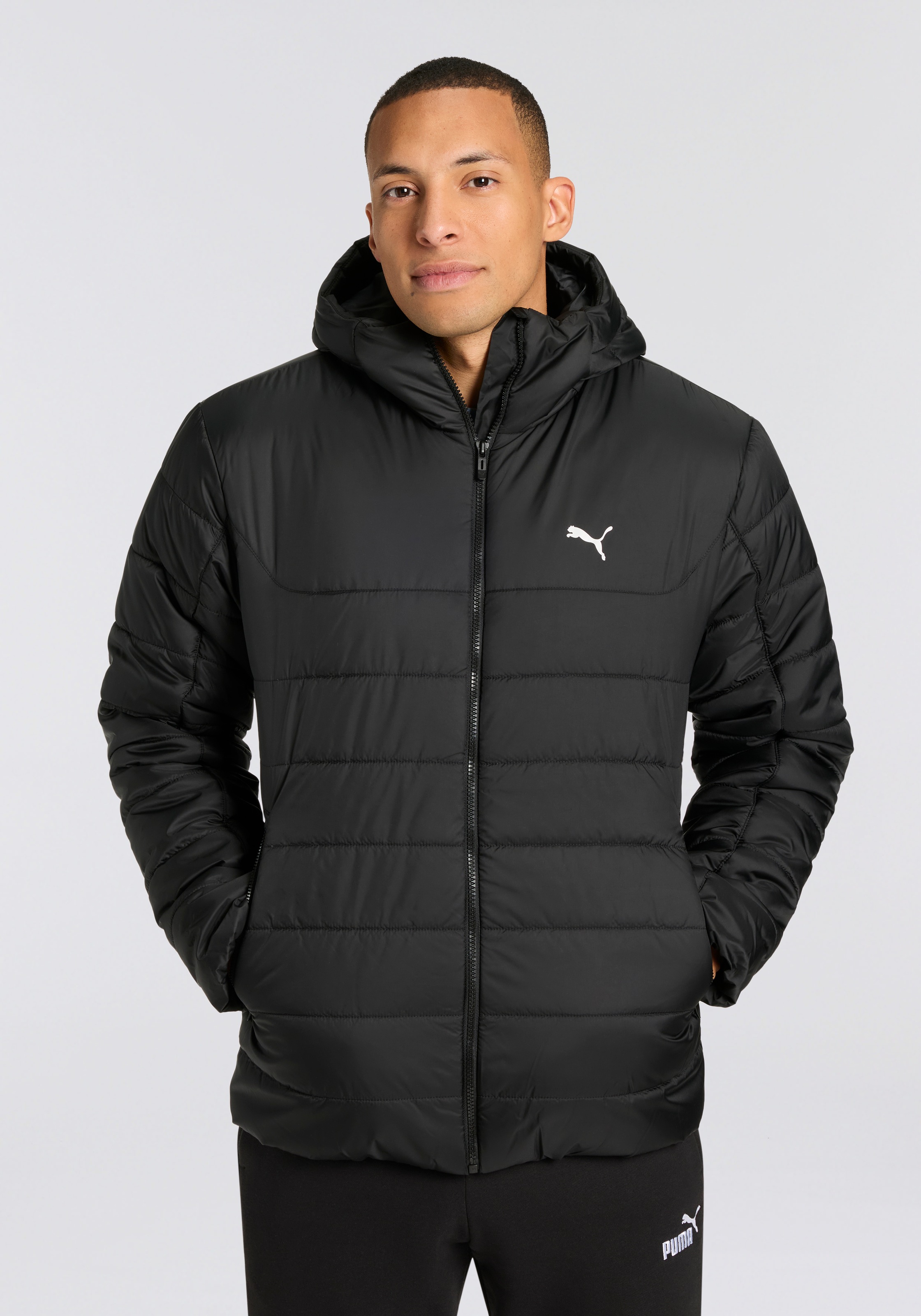 PUMA Winterjacke »ESS HOODED PADDED JACKET« mit Kapuze mit Kapuze, mit Eingrifftaschen, mit Reissverschluss