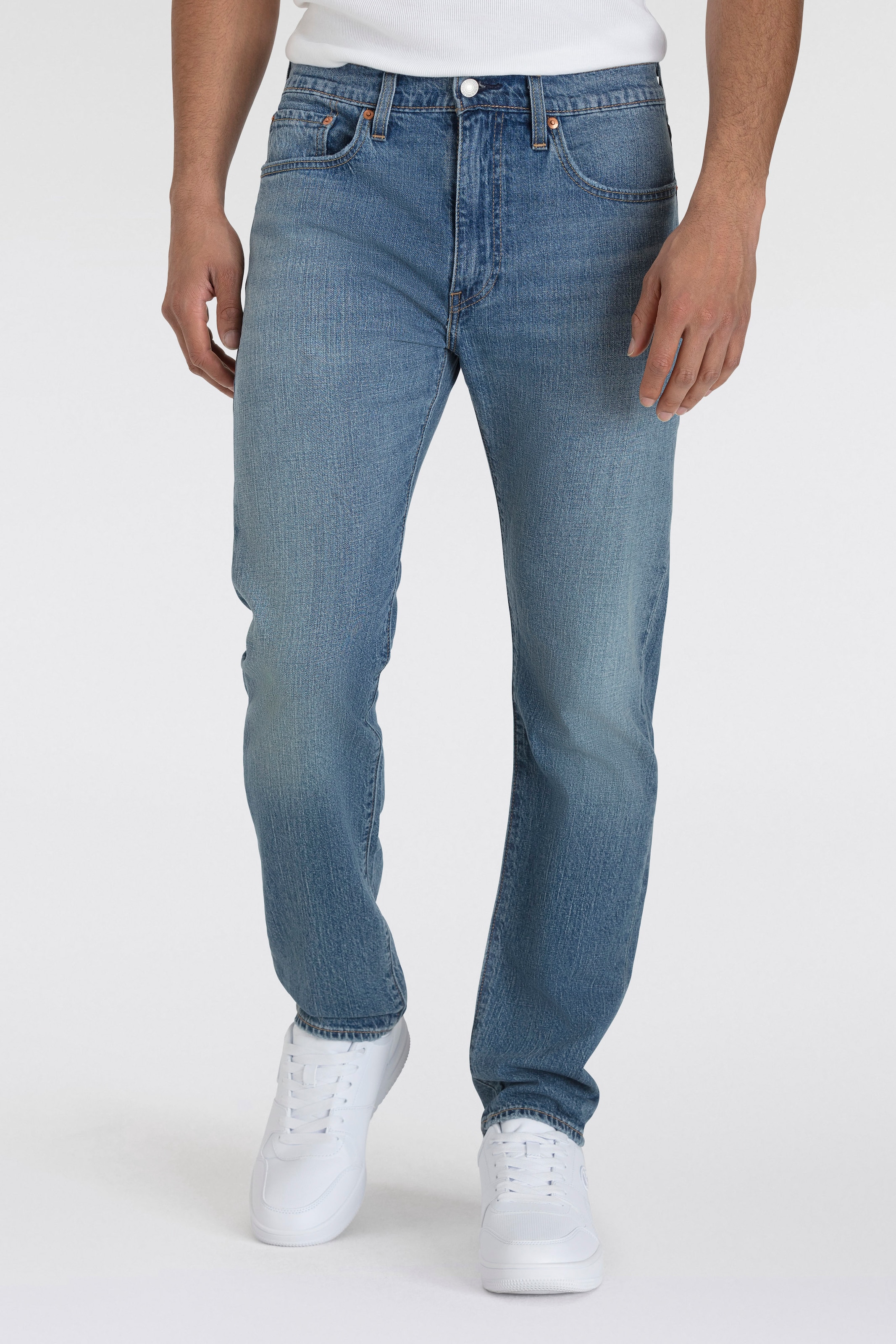 Levi's® Tapered-fit-Jeans »502 TAPER« in elegantem, modernem Stil