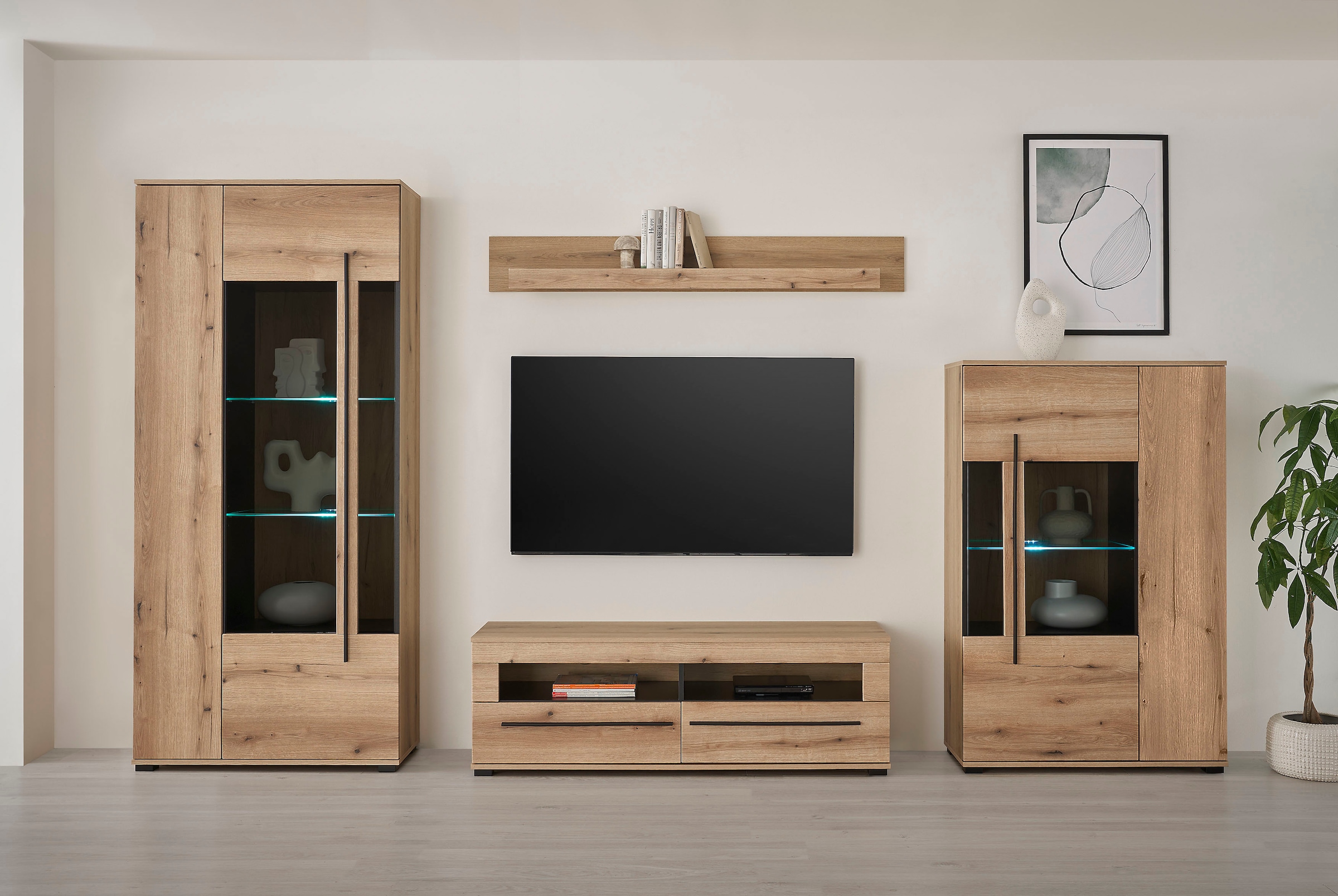INOSIGN Vitrine »Cantara, Vitrinenschrank in Eiche Evoke oder weiss, Standvitrine«, schwarzer Stangengriff, ausreichend Stauraum, vielseitig einsetzbar