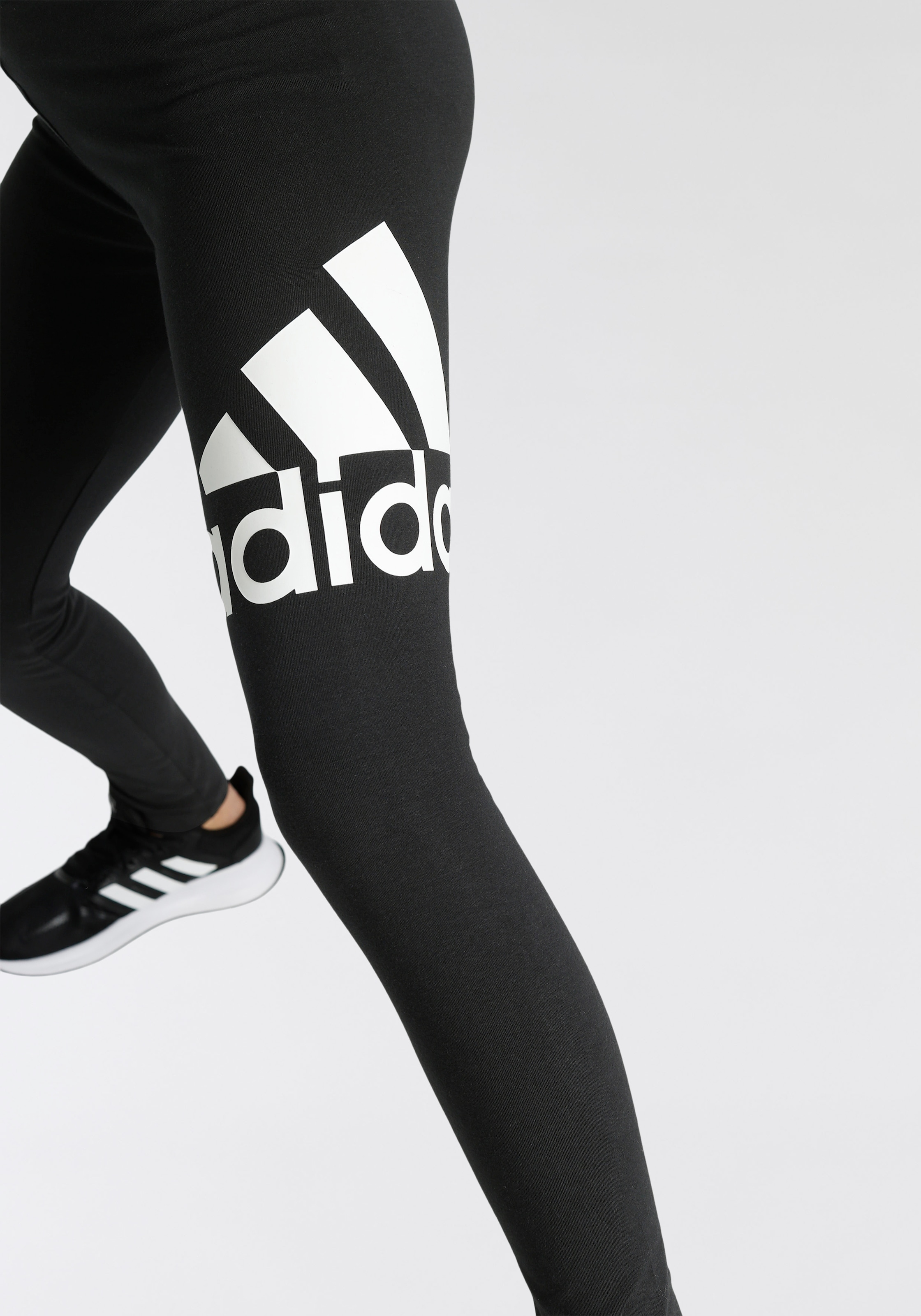 Sportswear (1 adidas TIGHT«, Leggings ESSENTIALS Jelmoli-Versand ✵ online tlg.) »ADIDAS | bestellen