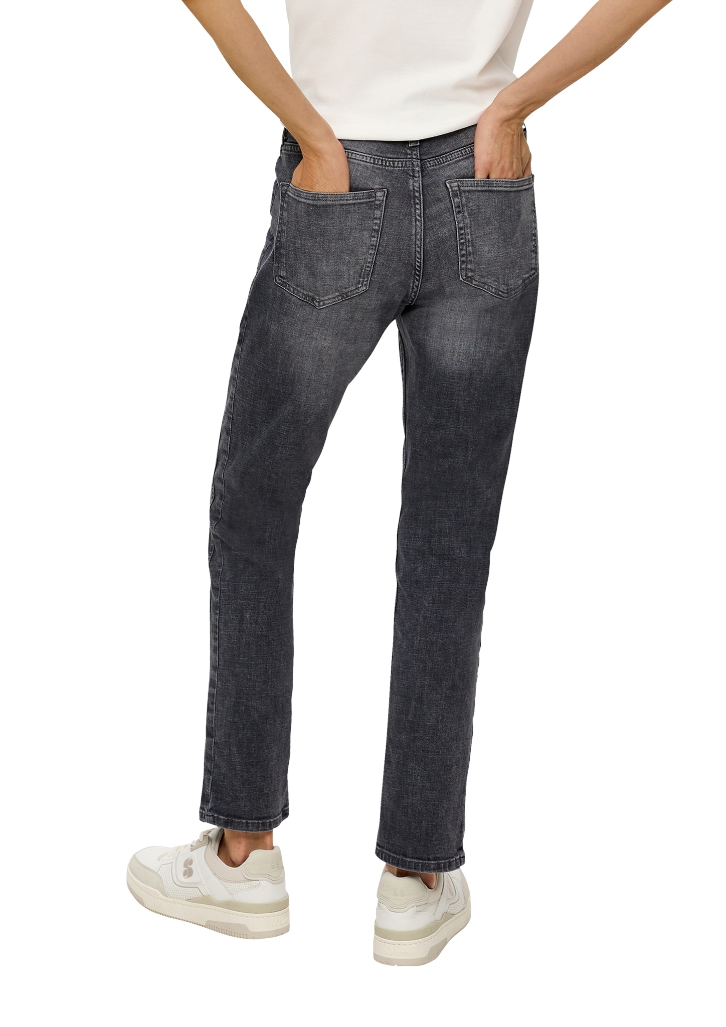 s.Oliver Stretch-Jeans, mit Leder-Badge hinten am Bund online kaufen bei  Jelmoli-Versand Schweiz