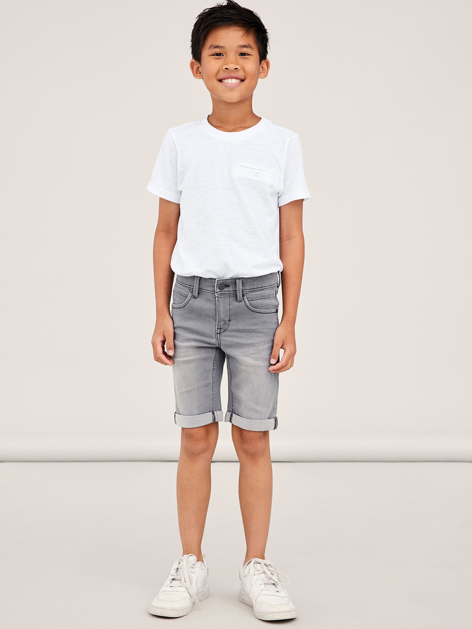 Name It Jeansshorts »NKMSILAS SLIM DNM L SHORT« Baumwollmischung, Stretch, Umschlagsaum