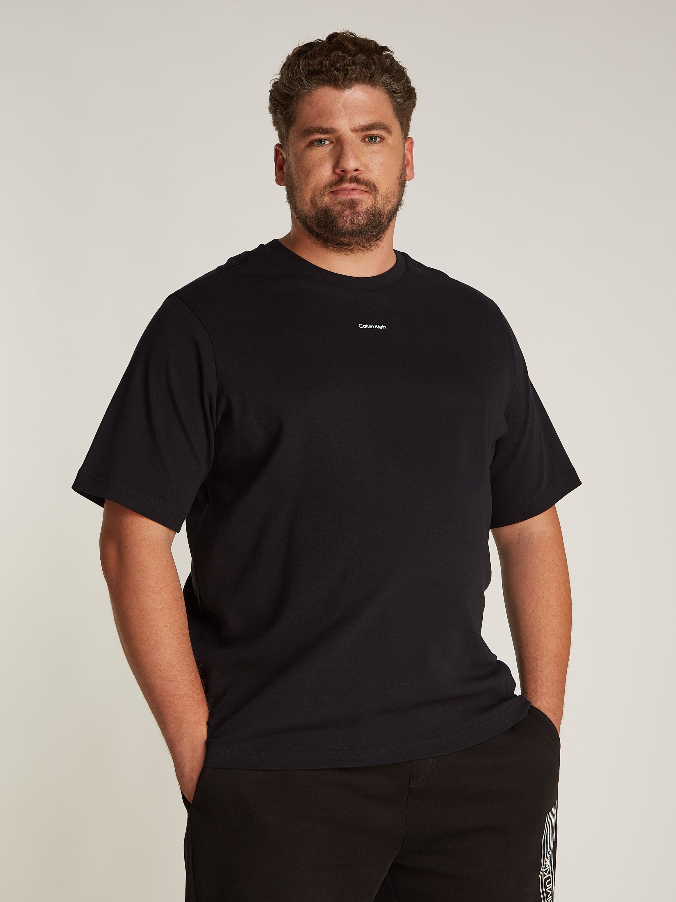 Calvin Klein Big&Tall T-Shirt »BT_NANO LOGO INTERLOCK T-SHIRT« in Grossen Grössen mit Logoschriftzug