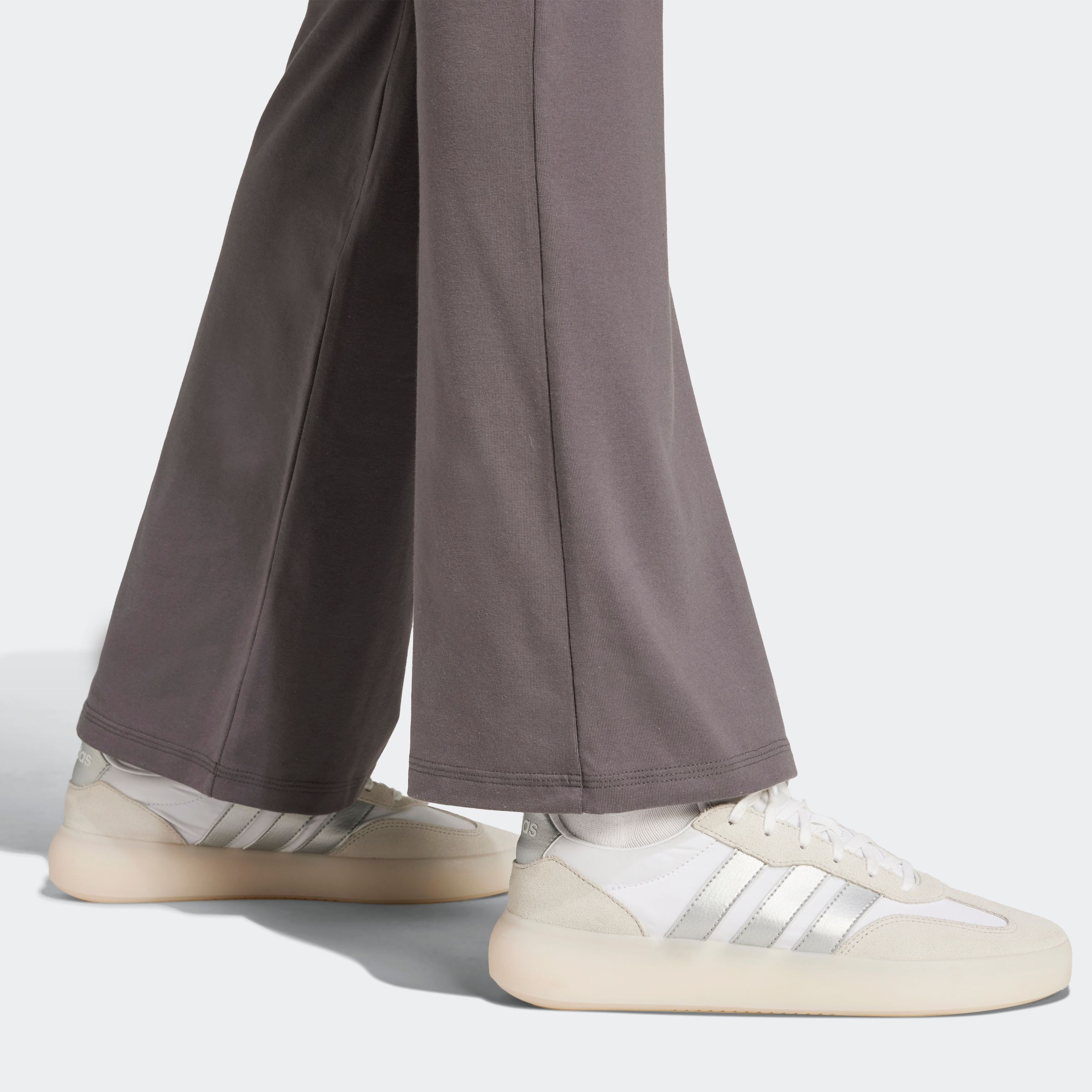 adidas Sportswear Trainingstights »W SL SJ FLARLEG«, (1 tlg.), Hoher Bund, ausgestellte Beinform