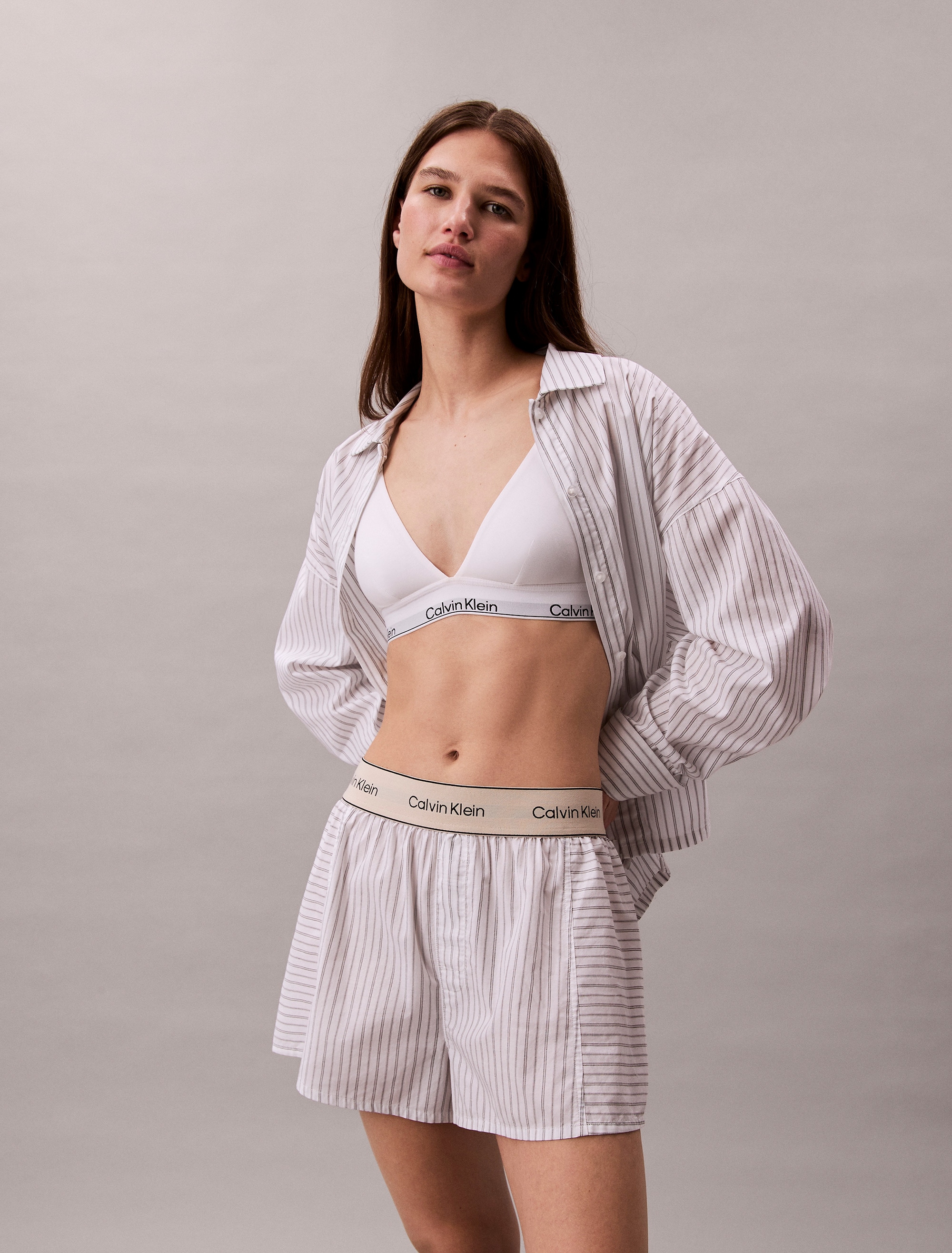 Calvin Klein Underwear Schlafshorts »LOGO SUPER POPLIN SHORT« Mit elastischem Saum