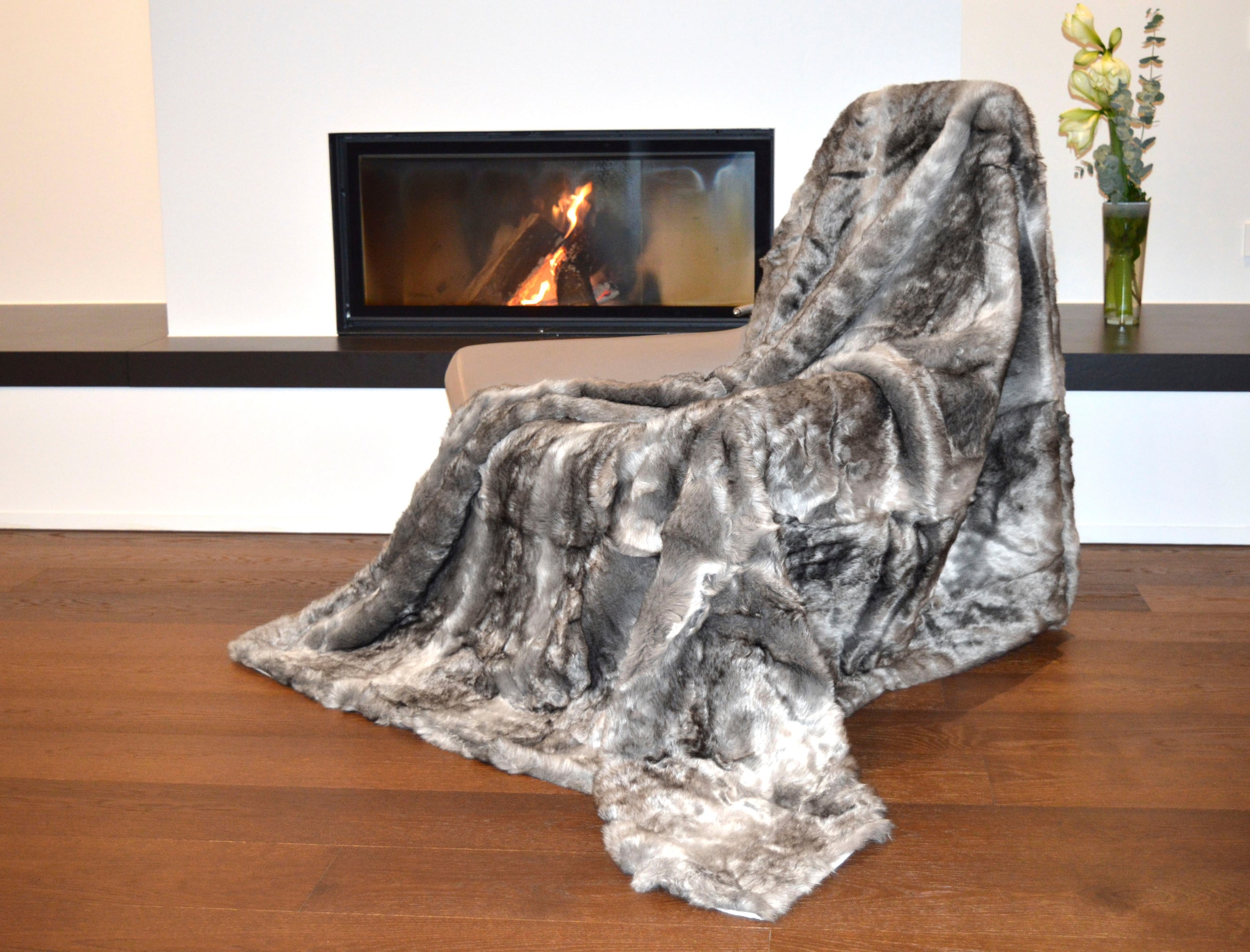 MESANA Wohndecke »Wolf«, aus hochwertigem Jelmoli-Versand Fellimitat kaufen | online