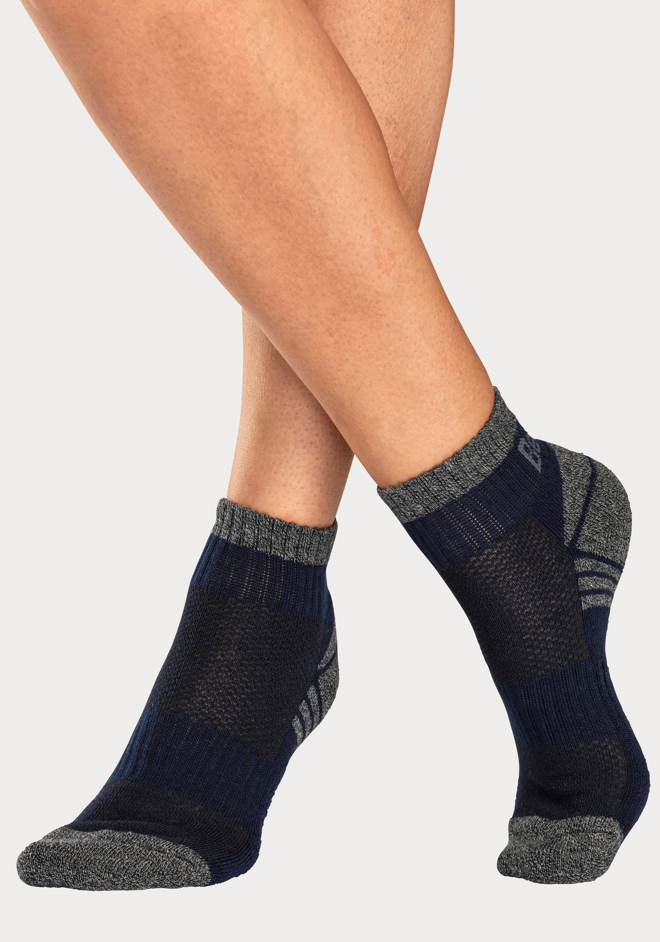 Bench. Kurzsocken, (Packung, 3 Paar), mit Mittelfussgummi und Pikee