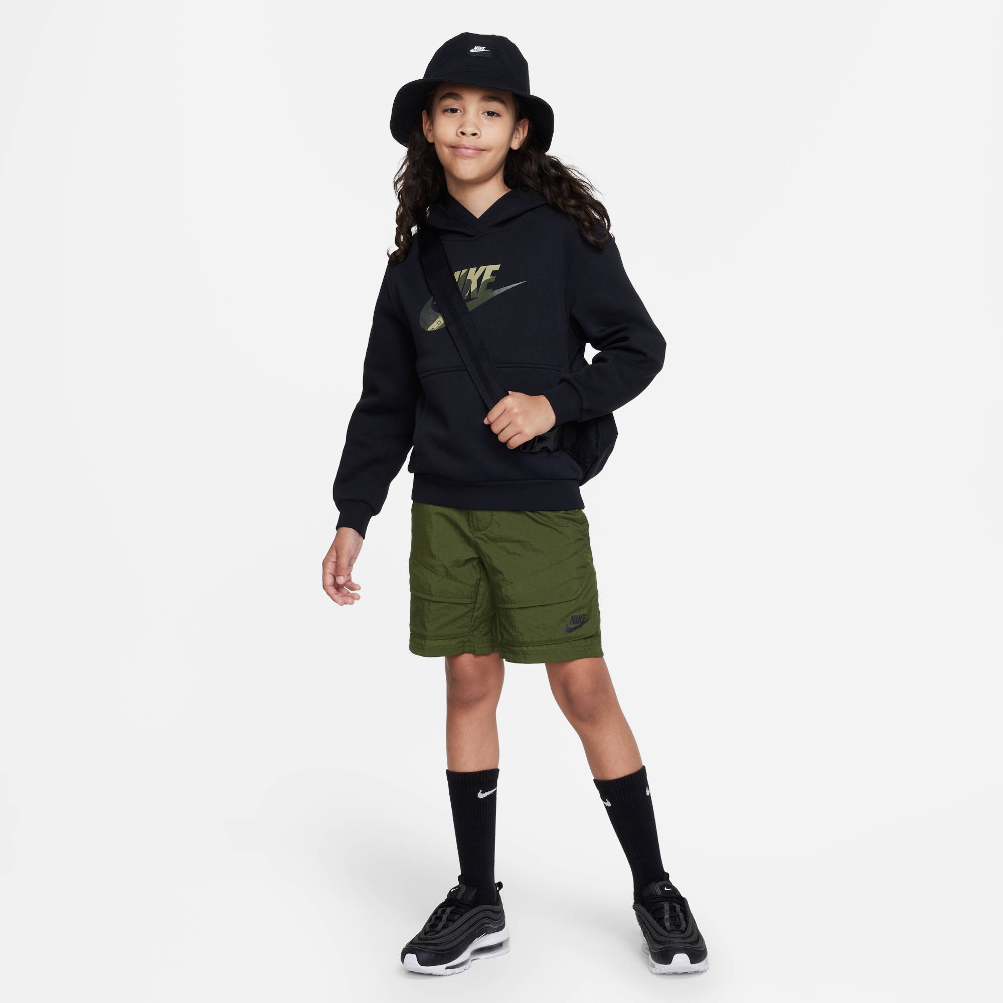 Nike Sportswear Kapuzensweatshirt »CLUB FLEECE BIG KIDS' GRAPHIC HOODIE«