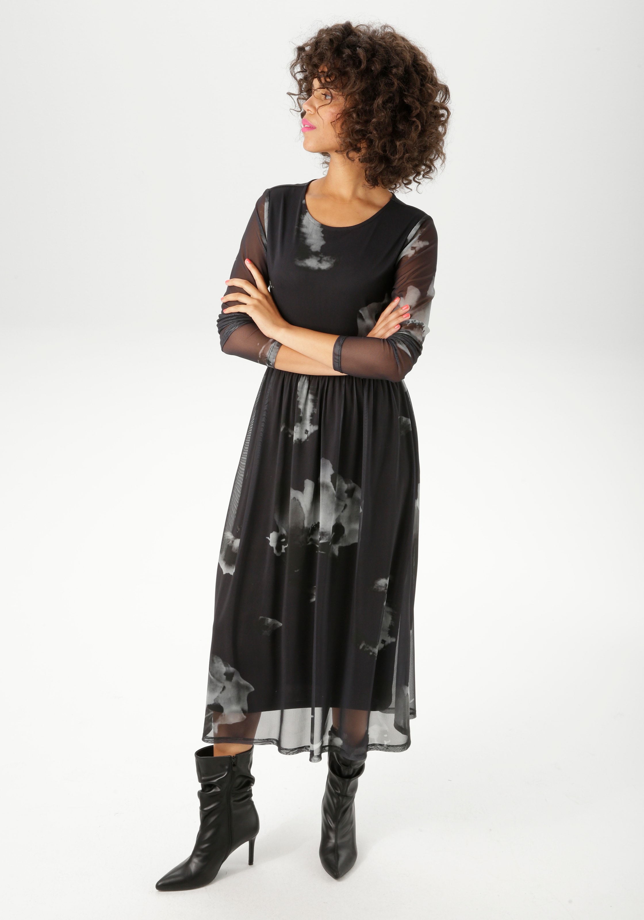Aniston CASUAL Midikleid, mit grossflächigen Batik-Blüten bedruckt - NEUE KOLLEKTION