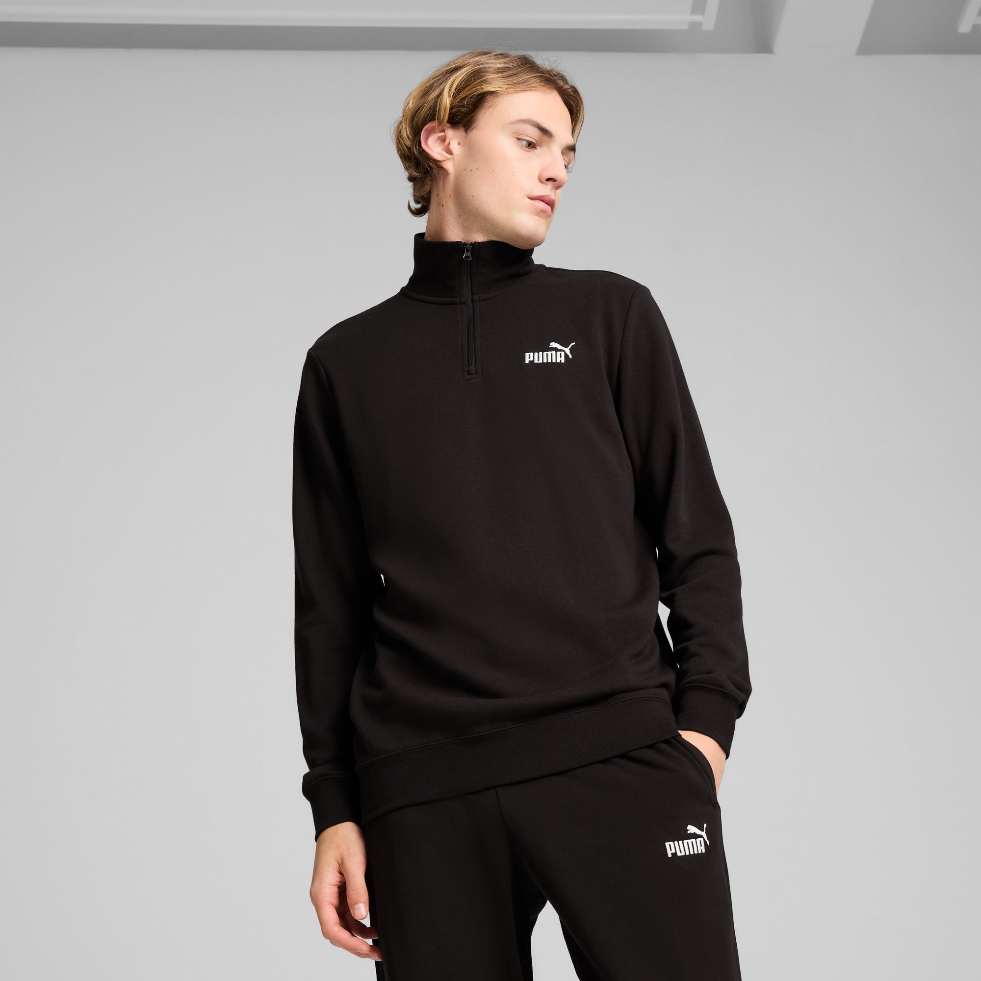 PUMA Langarmshirt »ESS NO. 1 LOGO HALF-ZIP TR« Regular Fit, mit Reissverschluss bis zum Hals