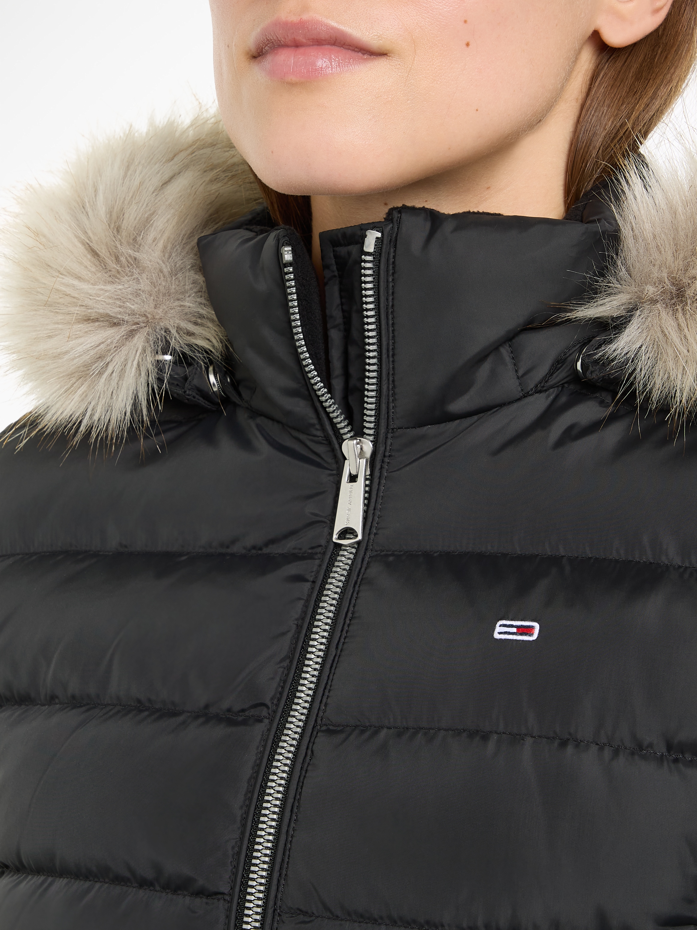 Tommy Jeans Curve Steppjacke »TJW BASIC HOODED DOWN JACKET EXT«, mit Kapuze, in Grossen Grössen, mit Kapuze