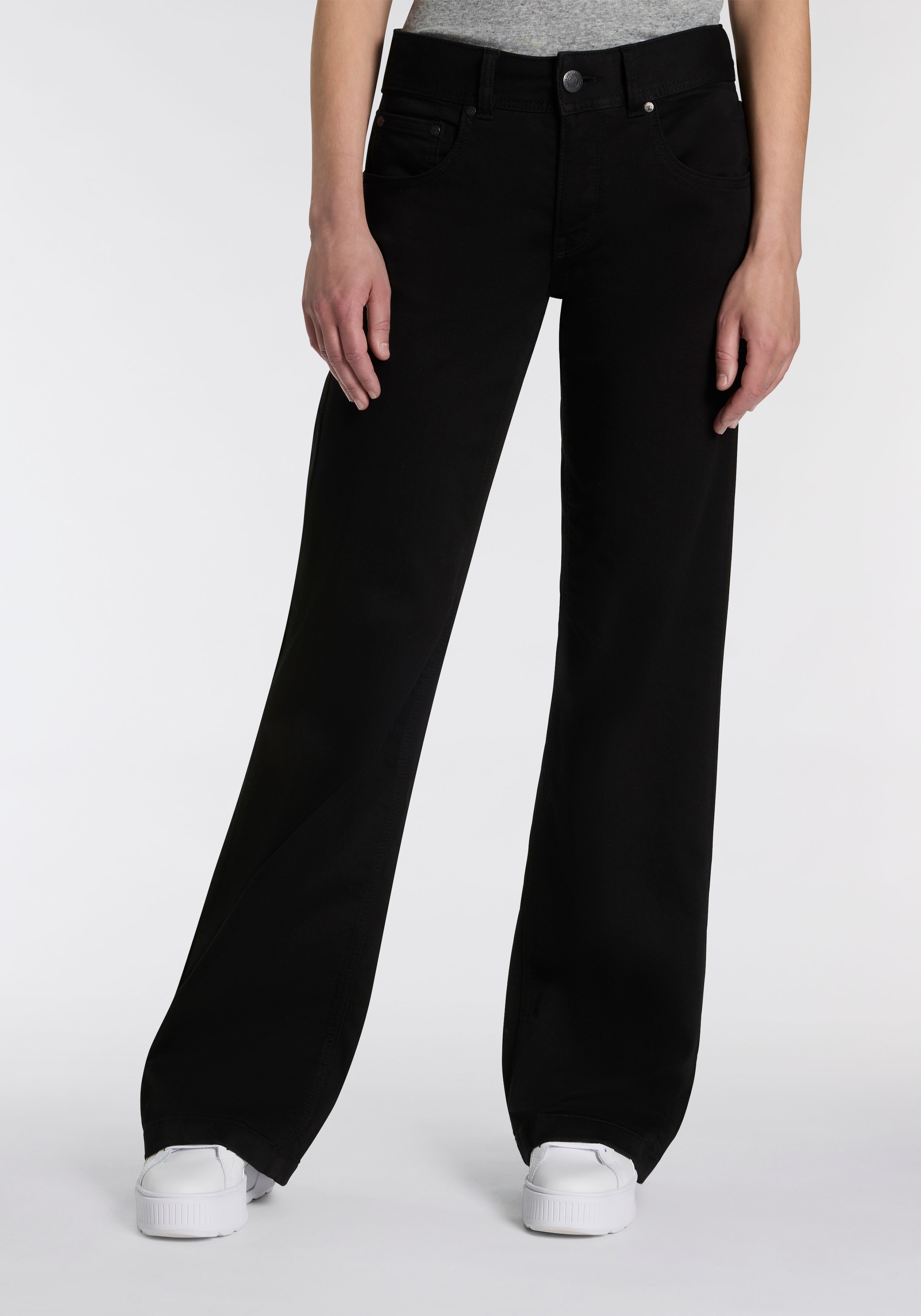 Herrlicher 5-Pocket-Jeans »Edna Denim Black Jogg« im Flared Fit, Mid Waist