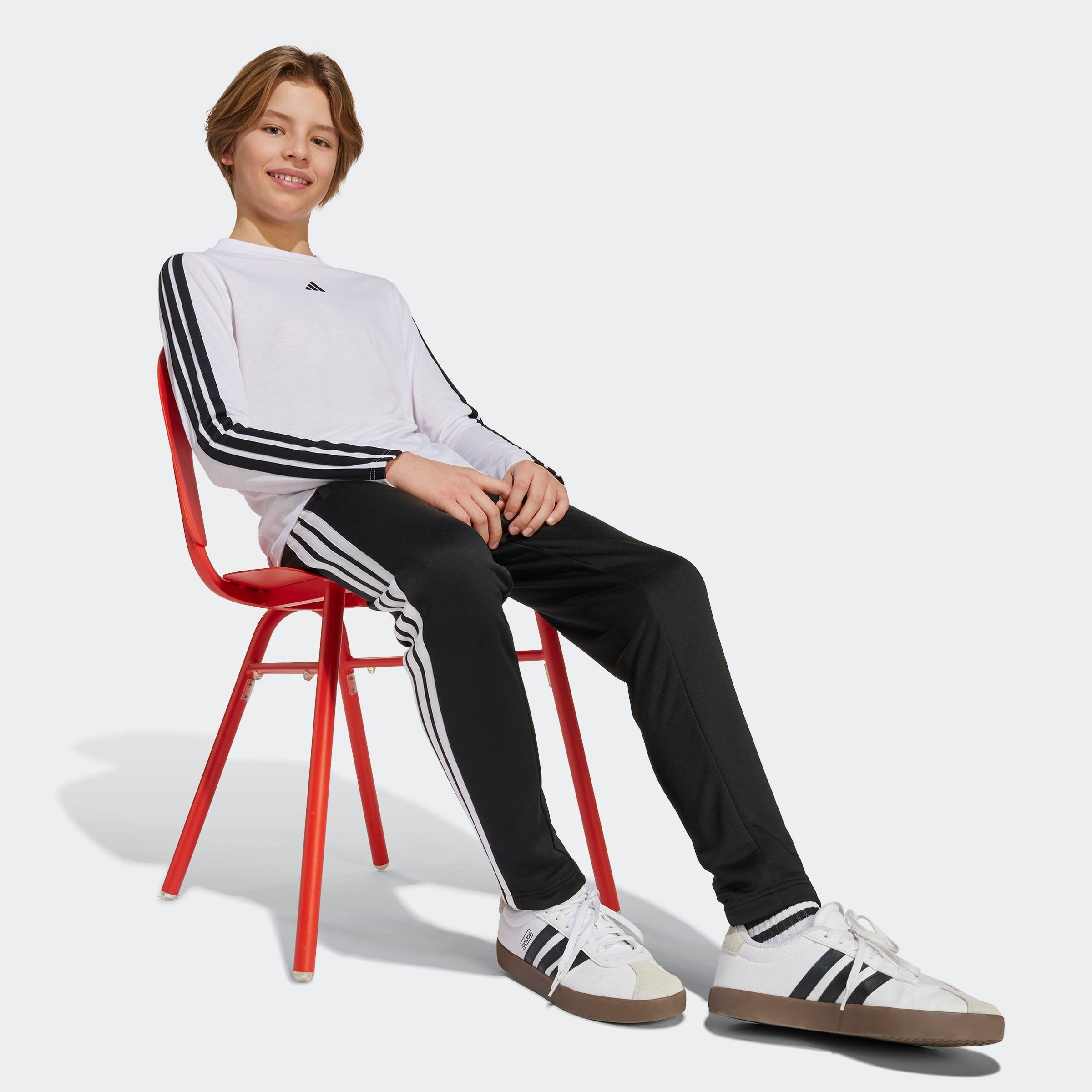 adidas Sportswear Sporthose »U TR-ES 3S PANT«, (1 tlg.)