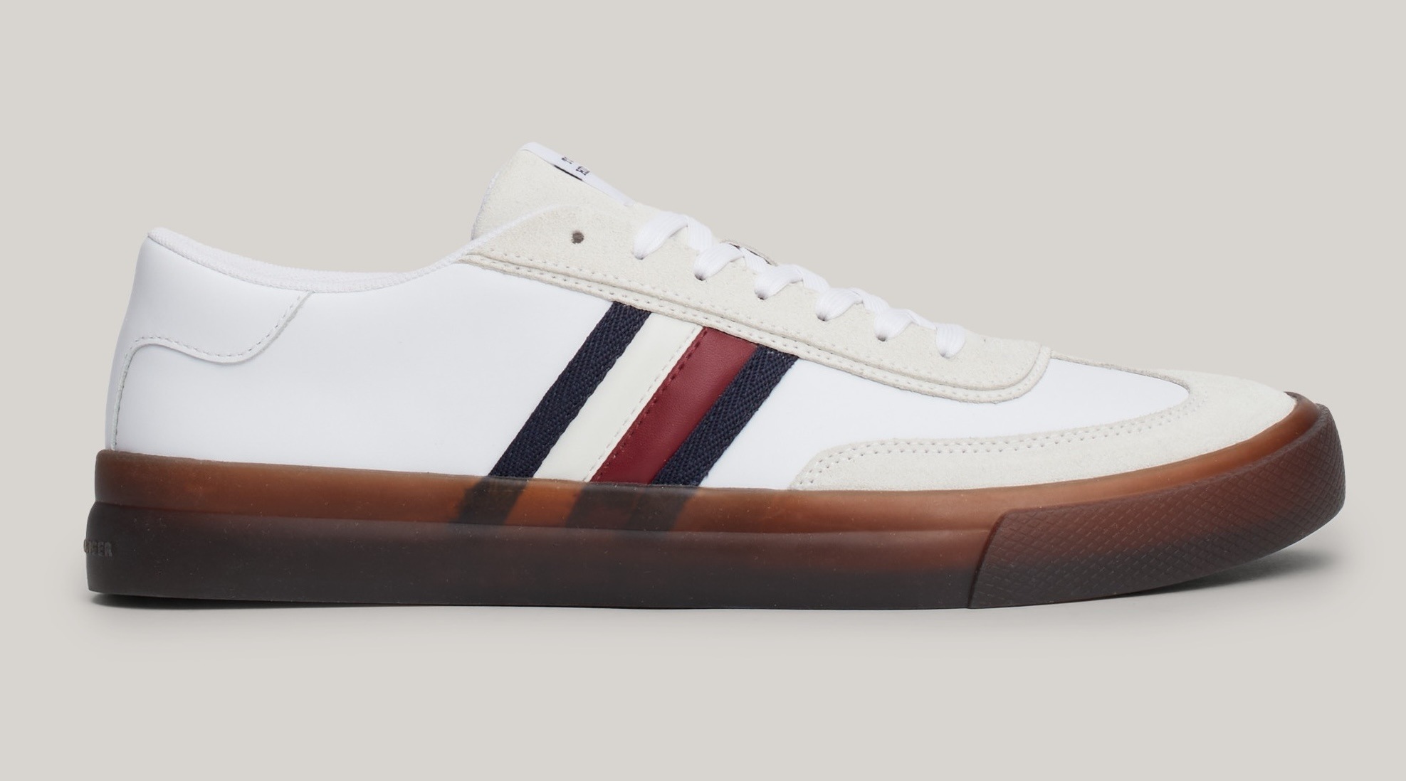 Tommy Hilfiger Sneaker »TH CUPSET TERRACE«, Freizeitschuh, Halbschuh, Schnürschuh mit seitlichen Streifen