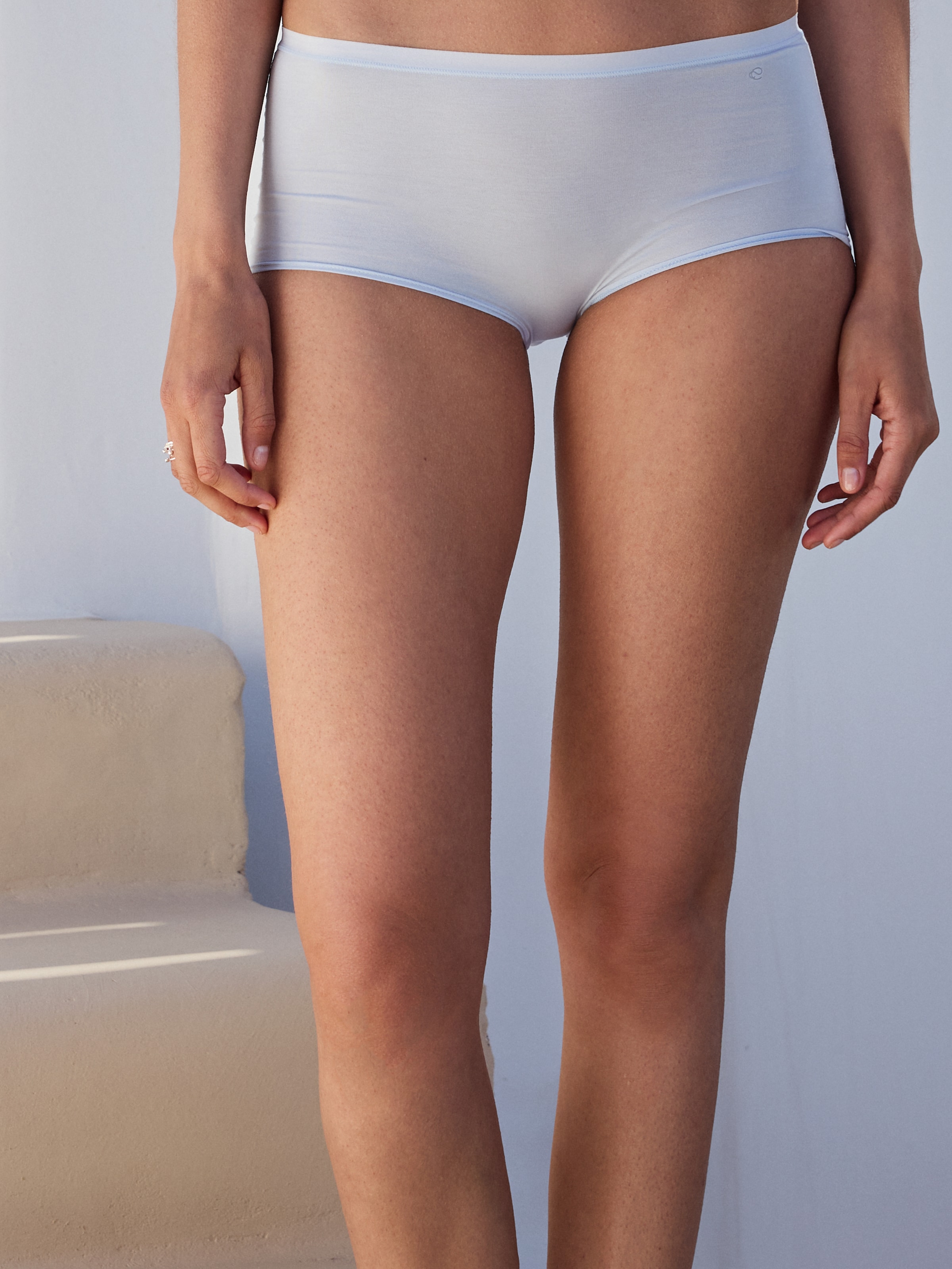 CALIDA Panty »Natural Comfort«, mit natürlichem Glanz und glattem Griff