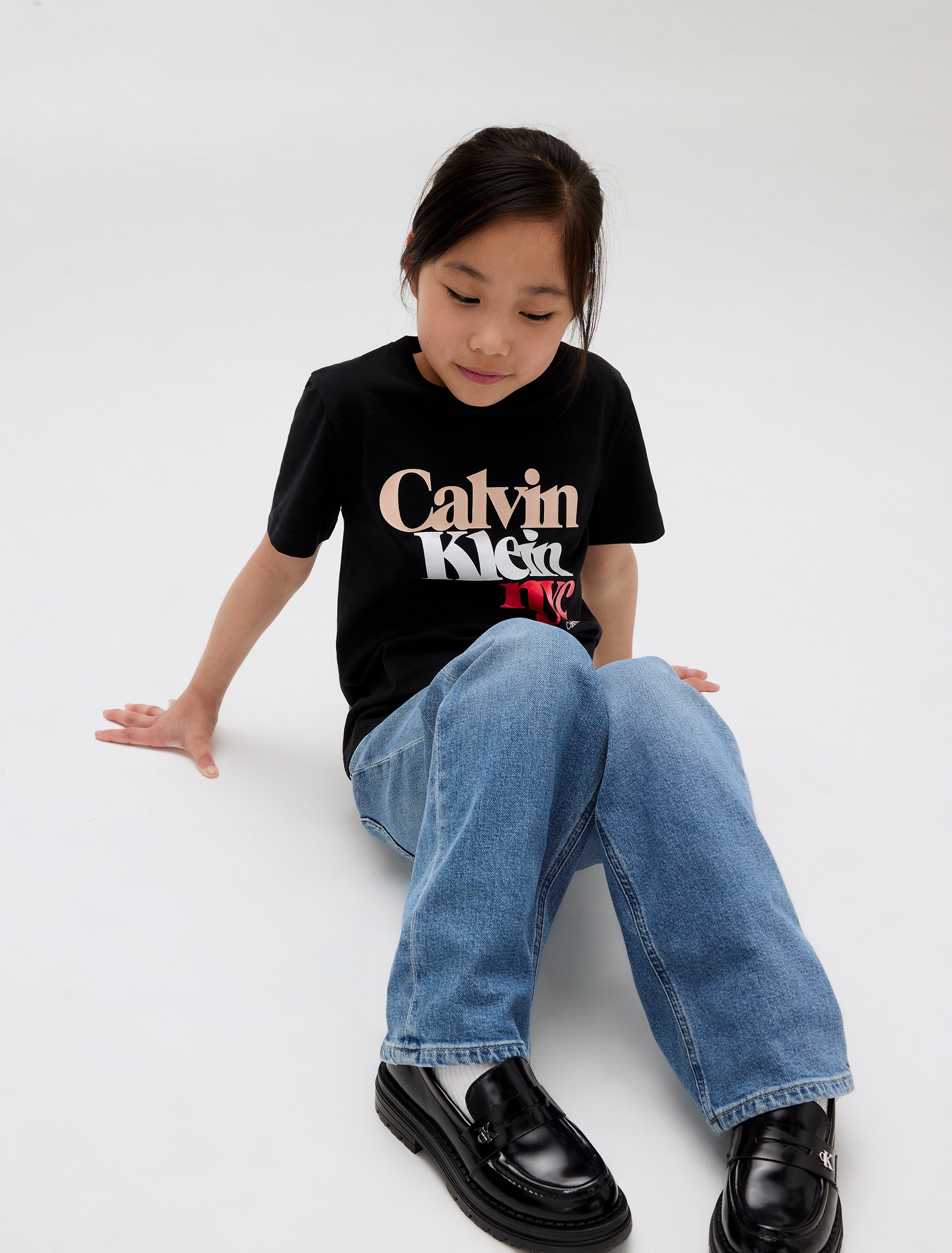 Calvin Klein Jeans T-Shirt »PEARL SIGNATURE NYC REGULAR TEE«, für Kinder bis 16 Jahre, mit grossem Druck