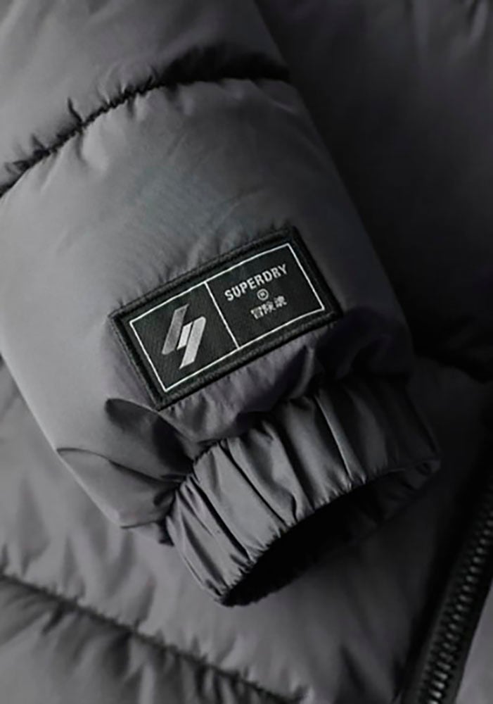 Superdry Steppjacke »HOODED SPORTS PUFFR JACKET«, mit Kapuze, mit kontrastfarbener Stickerei