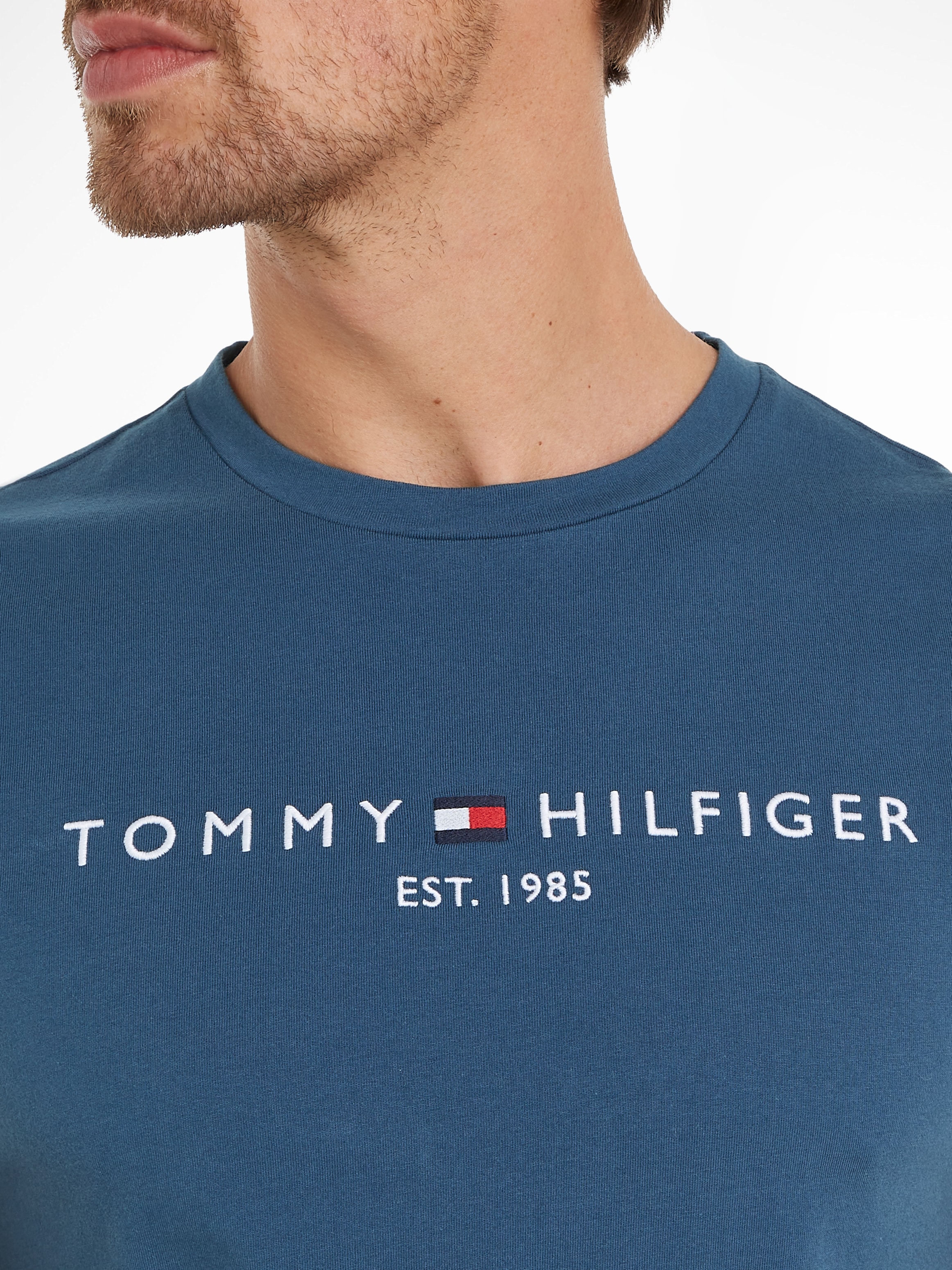 Tommy Hilfiger T-Shirt »TOMMY LOGO TEE«, aus reiner Baumwolle