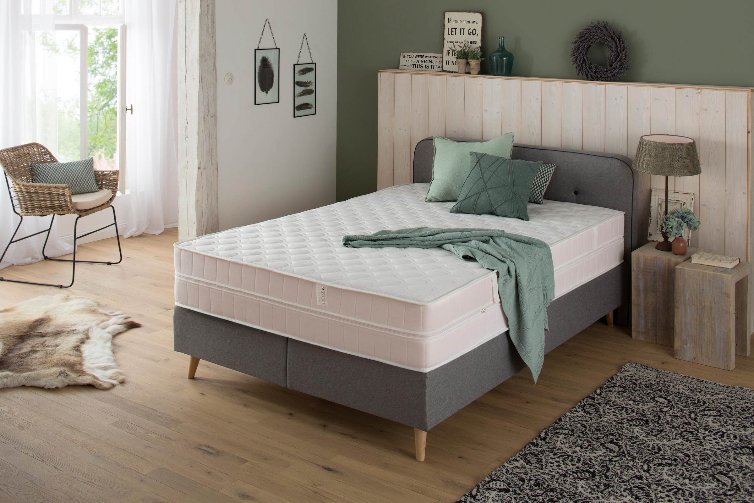 DI QUATTRO Komfortschaummatratze »Matratze Airy Form Luxus, Matratze in 90x200 cm und weiteren Grössen«, 29 cm hoch, (1 St.), Die Matratze, die atmet. Extra hoch und komfortabel, Schnäppchenpreis