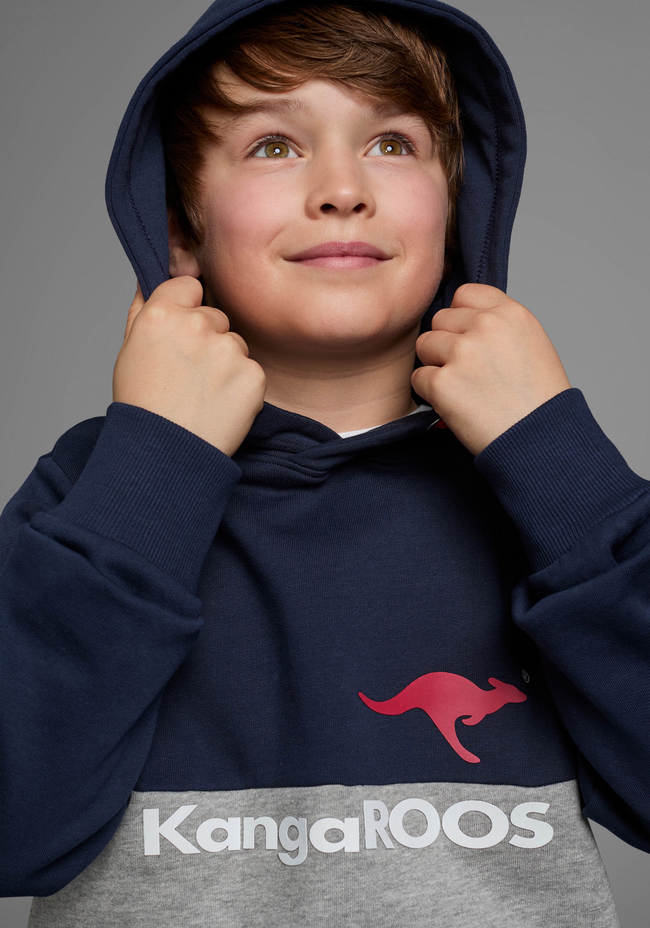 KangaROOS Kapuzensweatshirt »Colorblocking«, Langarm, mehrfarbig, mit Logodruck, aus Baumwolle