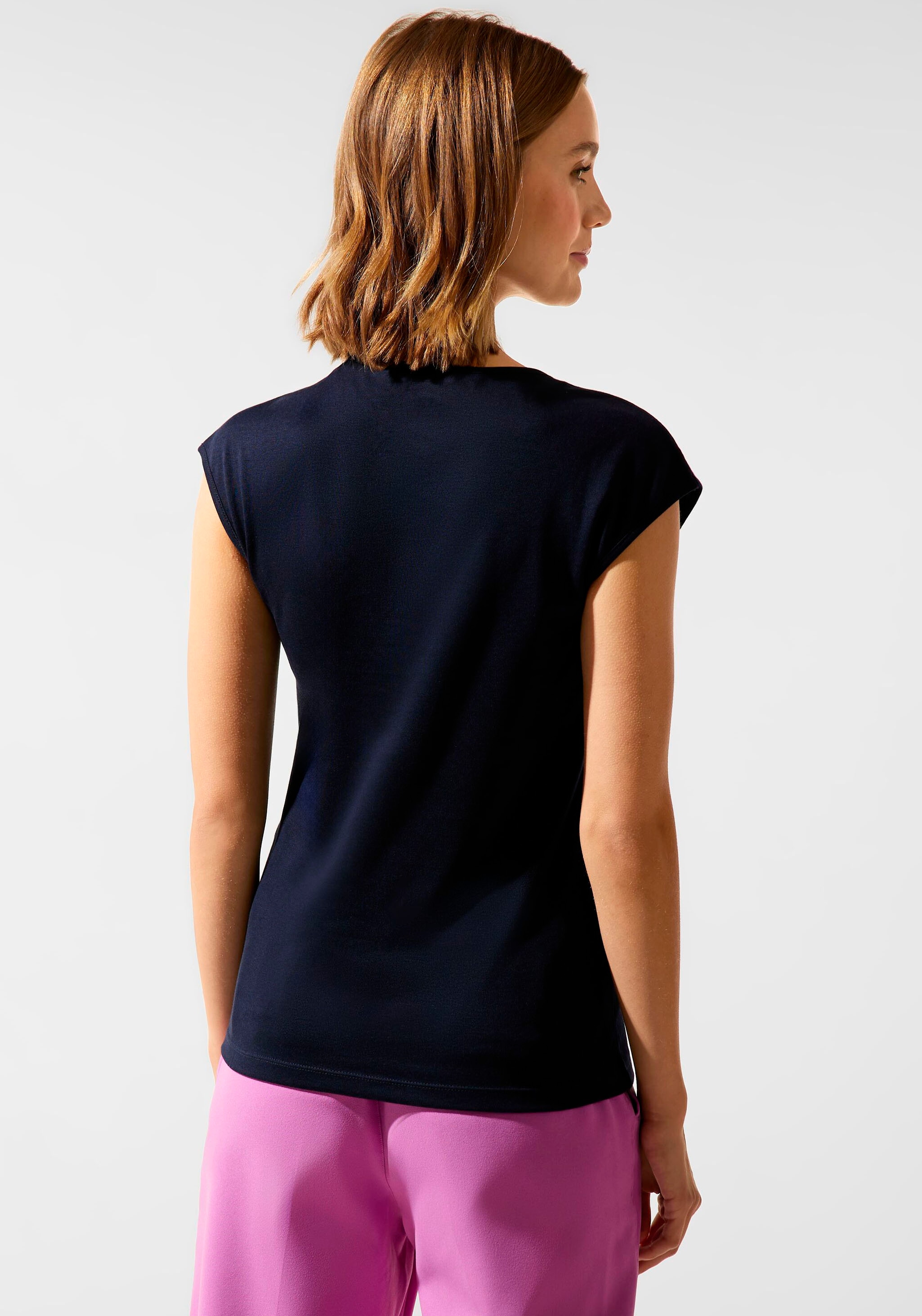 STREET ONE Shirttop, herzförmigem Jelmoli-Versand Ausschnitt mit Schweiz kaufen online bei