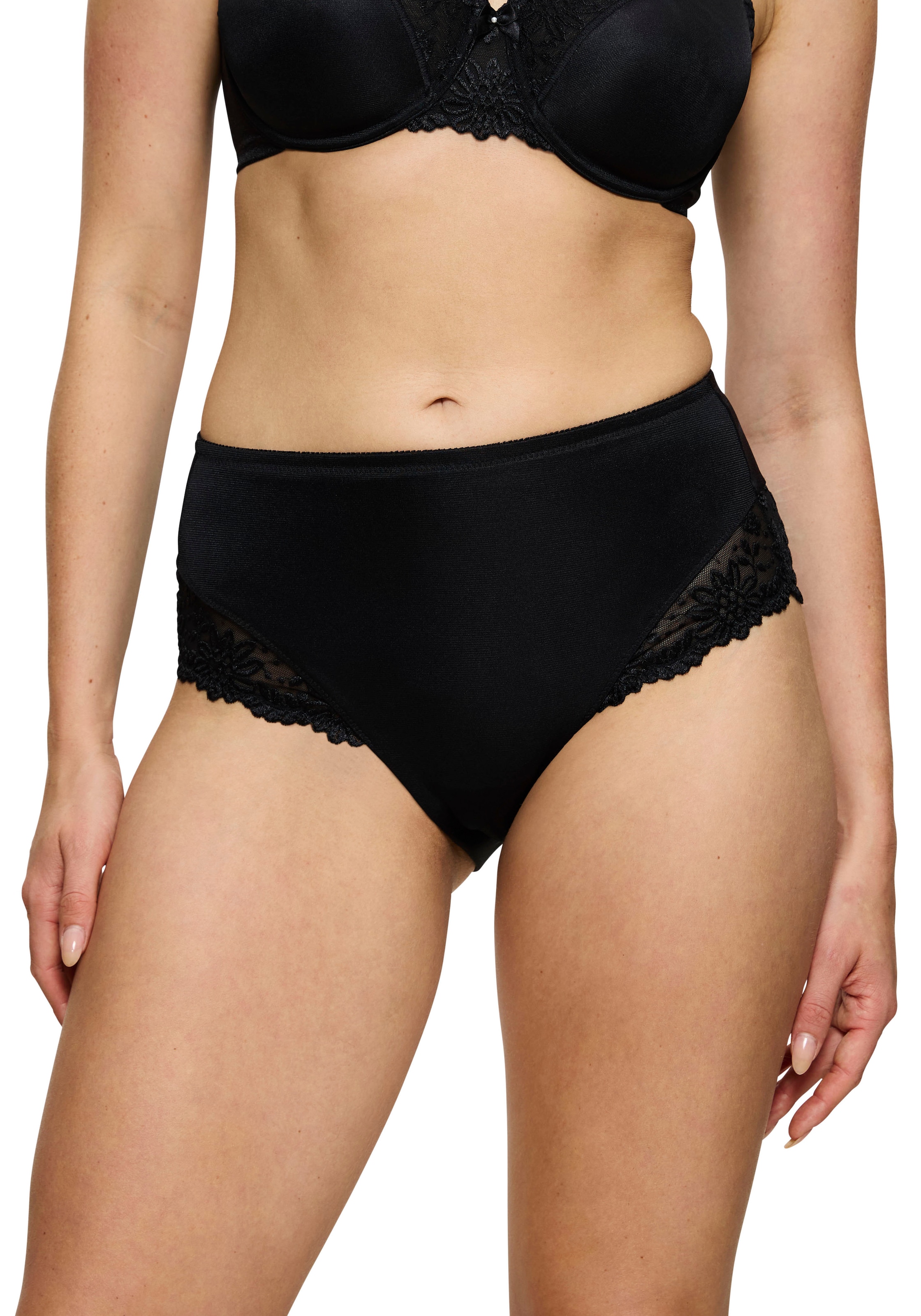 Triumph Slip »Ladyform Soft Maxi«, mit Spitzendetails