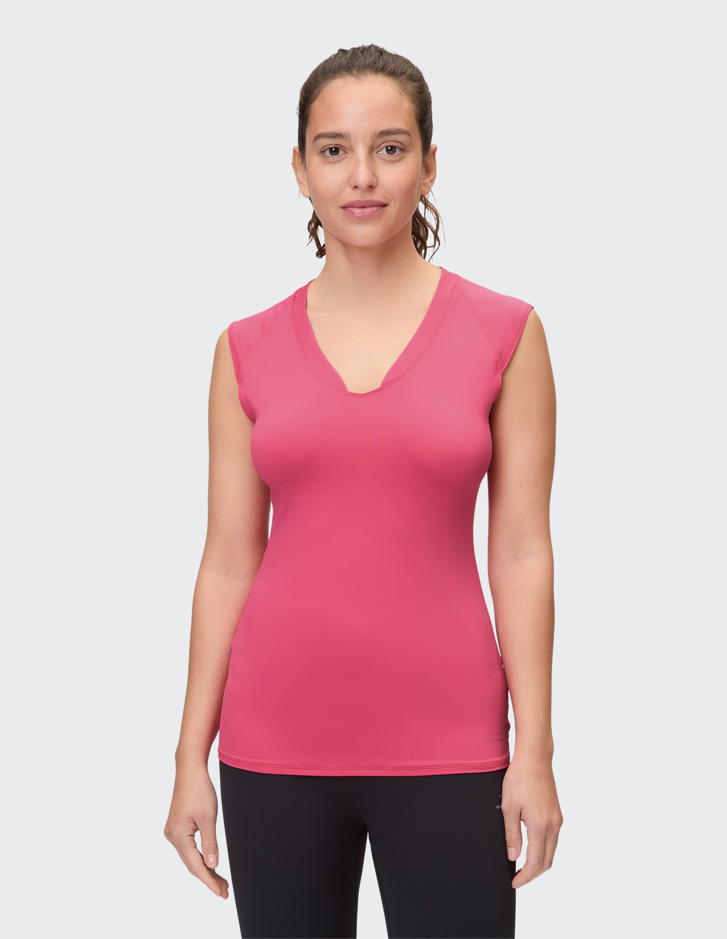 Venice Beach T-Shirt »T-SHIRT ELEAM« sportlicher Stil, leichtes und elastisches Material