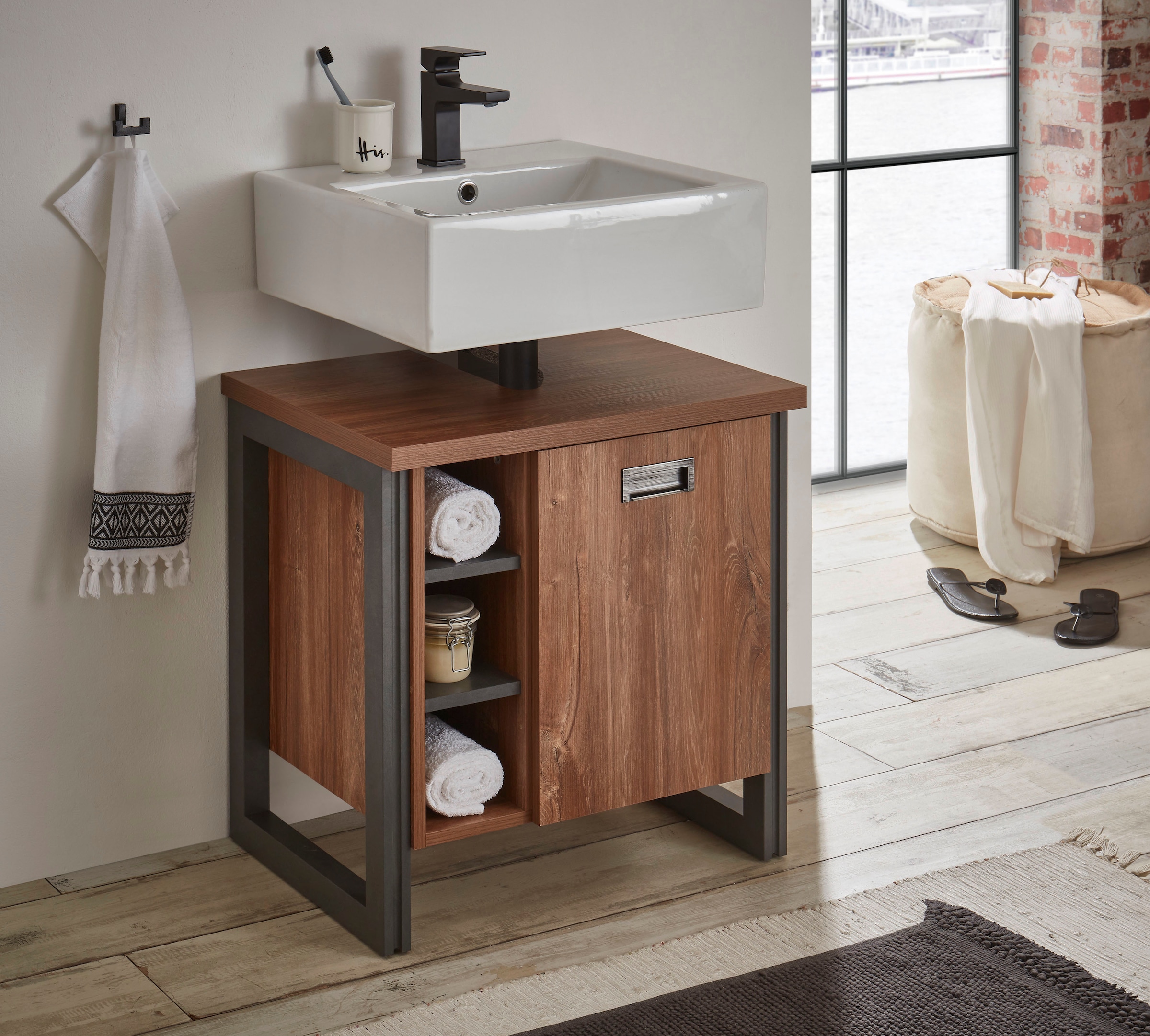 Home affaire Badmöbel-Set »Detroit, Bad im Industrialdesign, inkl. LED, 2-teiliges Badezimmer«, (2 St.), Waschbeckenunterschrank und Spiegel, holzfarben, mit offenen Fächern