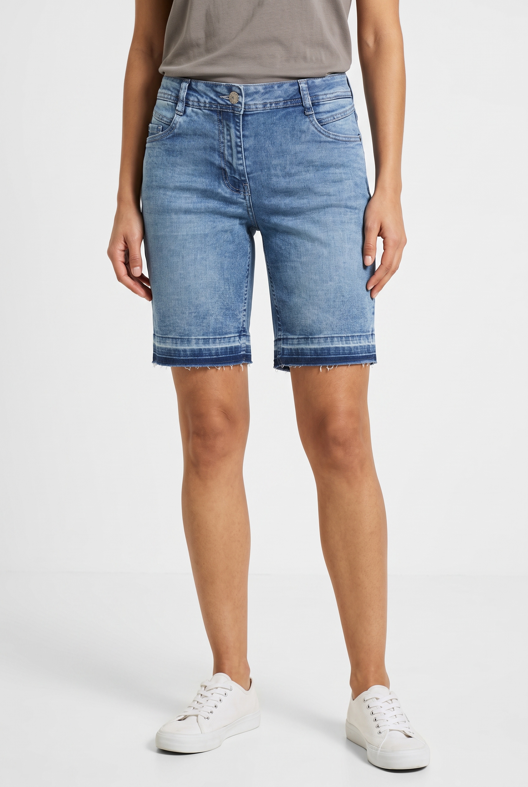 Cecil Bermudas "Style Neele" Sommer-Jeans Bermuda im Loose Fit / mit modischem Saum