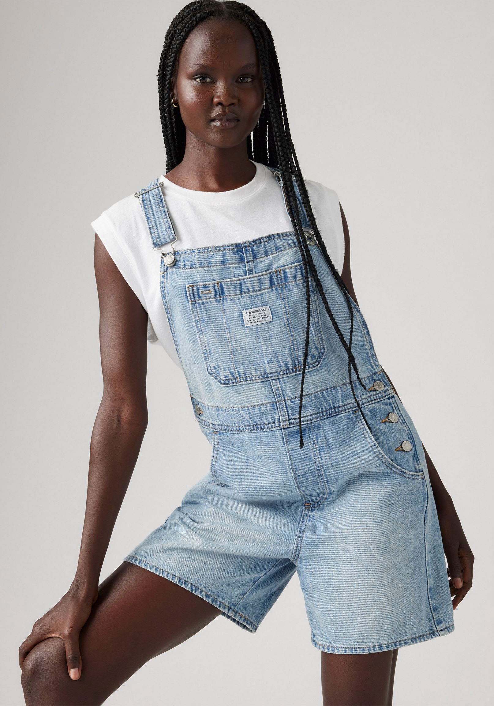 Levi's® Latzhose »UTILITY SHORTALL« Sommerhose im Five-Pocket Style