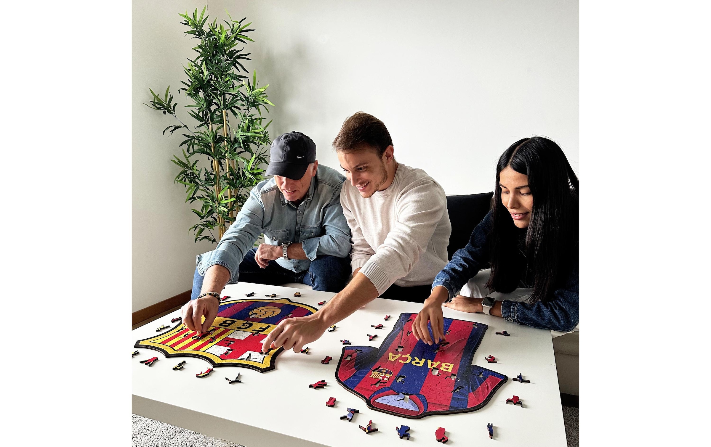 Puzzle »Iconic Puzzle FC Barcelona – Trikot«, (270 tlg.)
