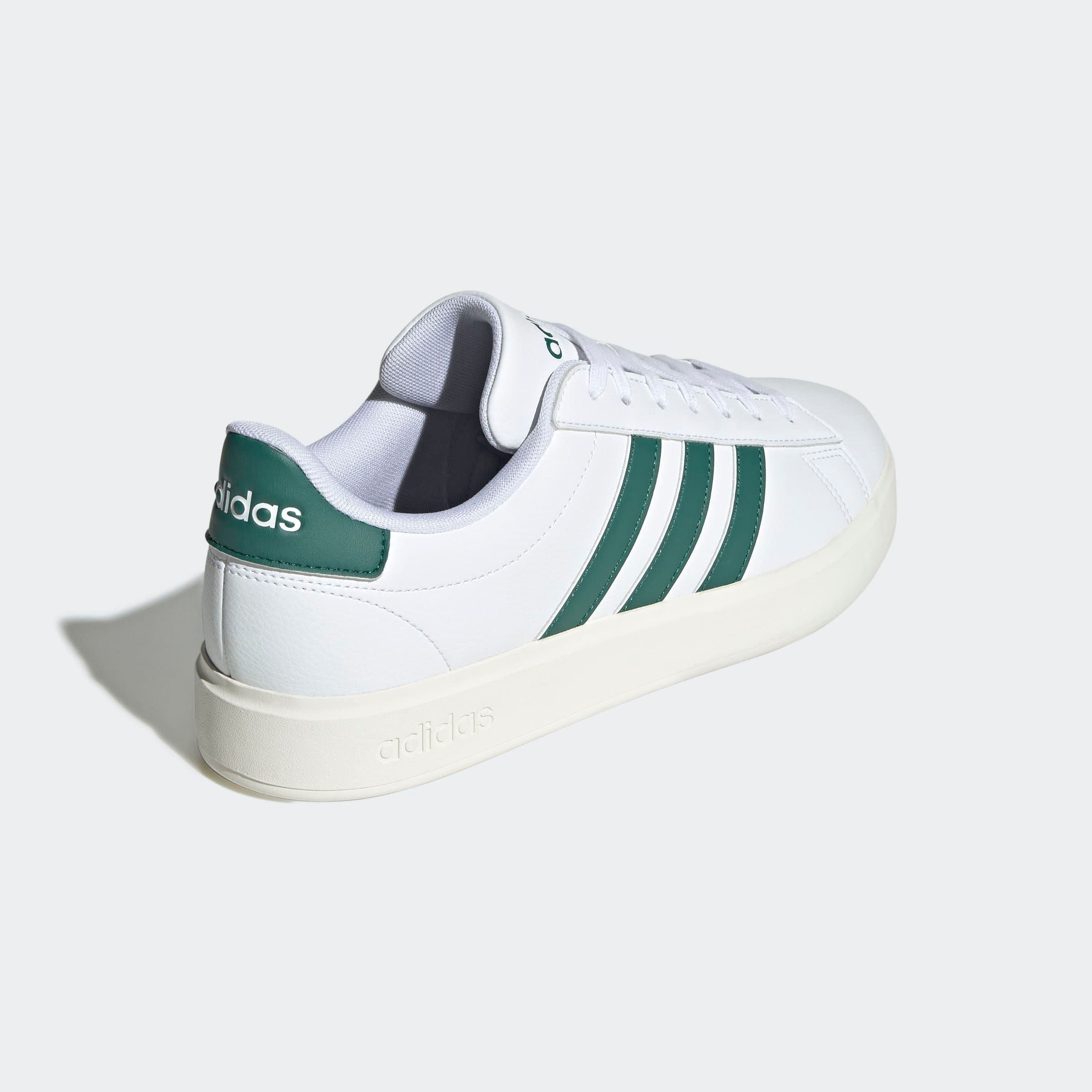 adidas Sportswear Sneaker »GRAND COURT CLOUDFOAM COMFORT«, Design auf den Spuren des adidas Superstar