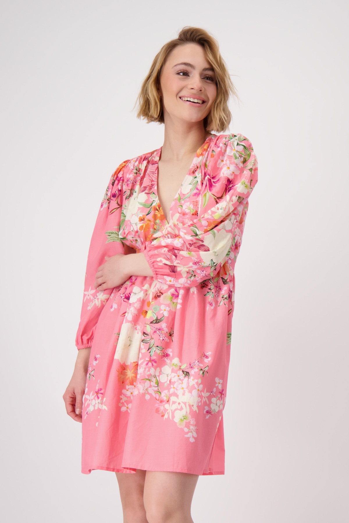 Monari Druckkleid »Kleid Blumenverlauf allov.« Ohne Tasche mit Blumenmuster